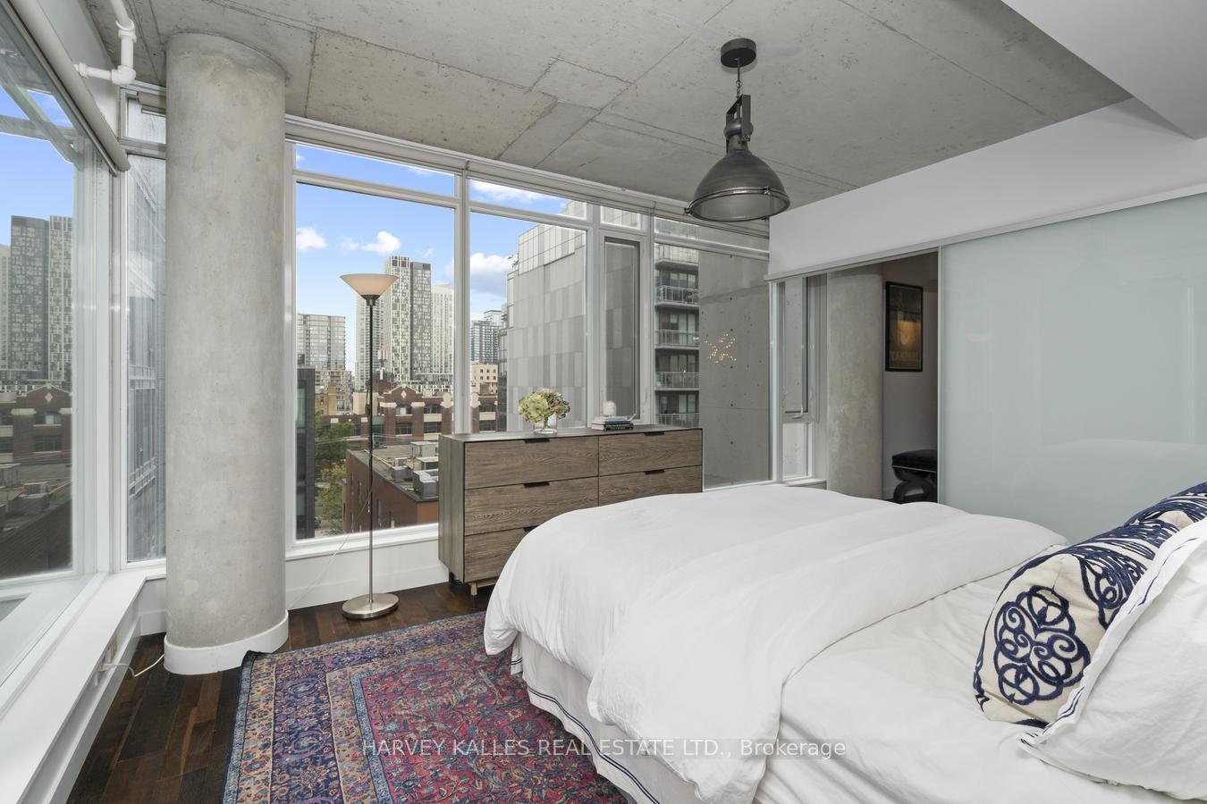 Photo 11 of Unit 722, 75 Portland Street, Toronto, Waterfront Communities — HOMEH
