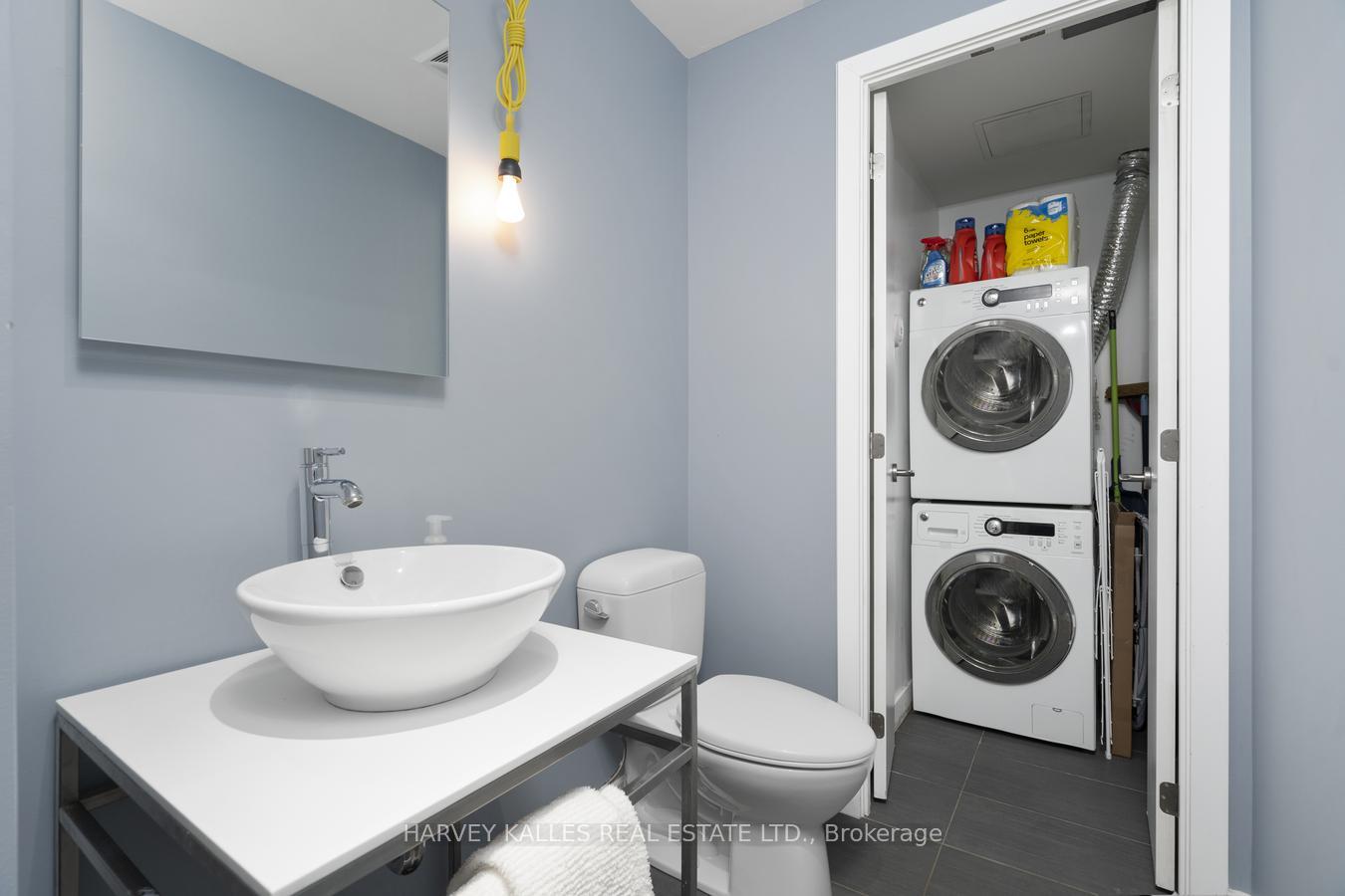 Photo 15 of Unit 722, 75 Portland Street, Toronto, Waterfront Communities — HOMEH