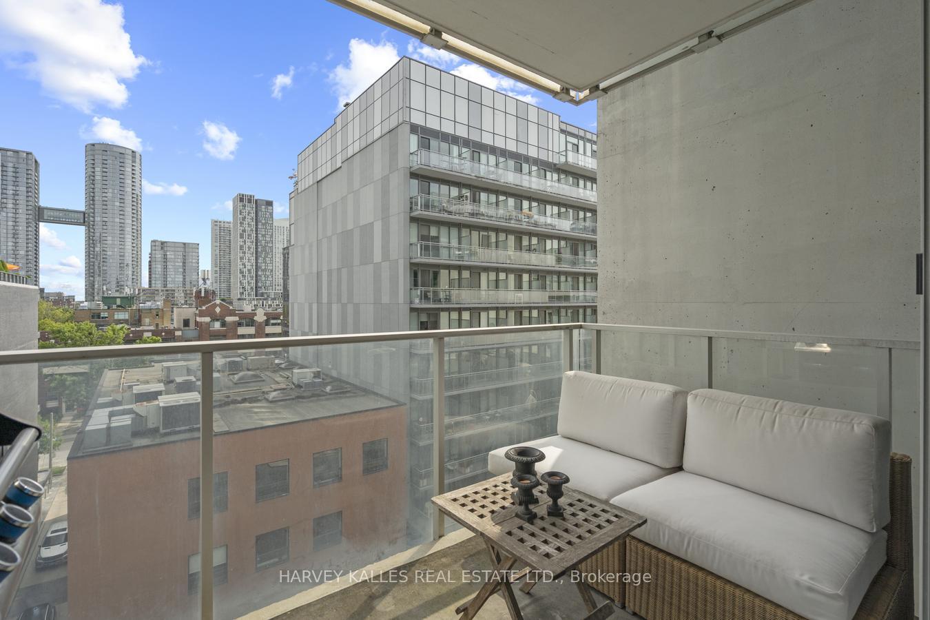 Photo 17 of Unit 722, 75 Portland Street, Toronto, Waterfront Communities — HOMEH