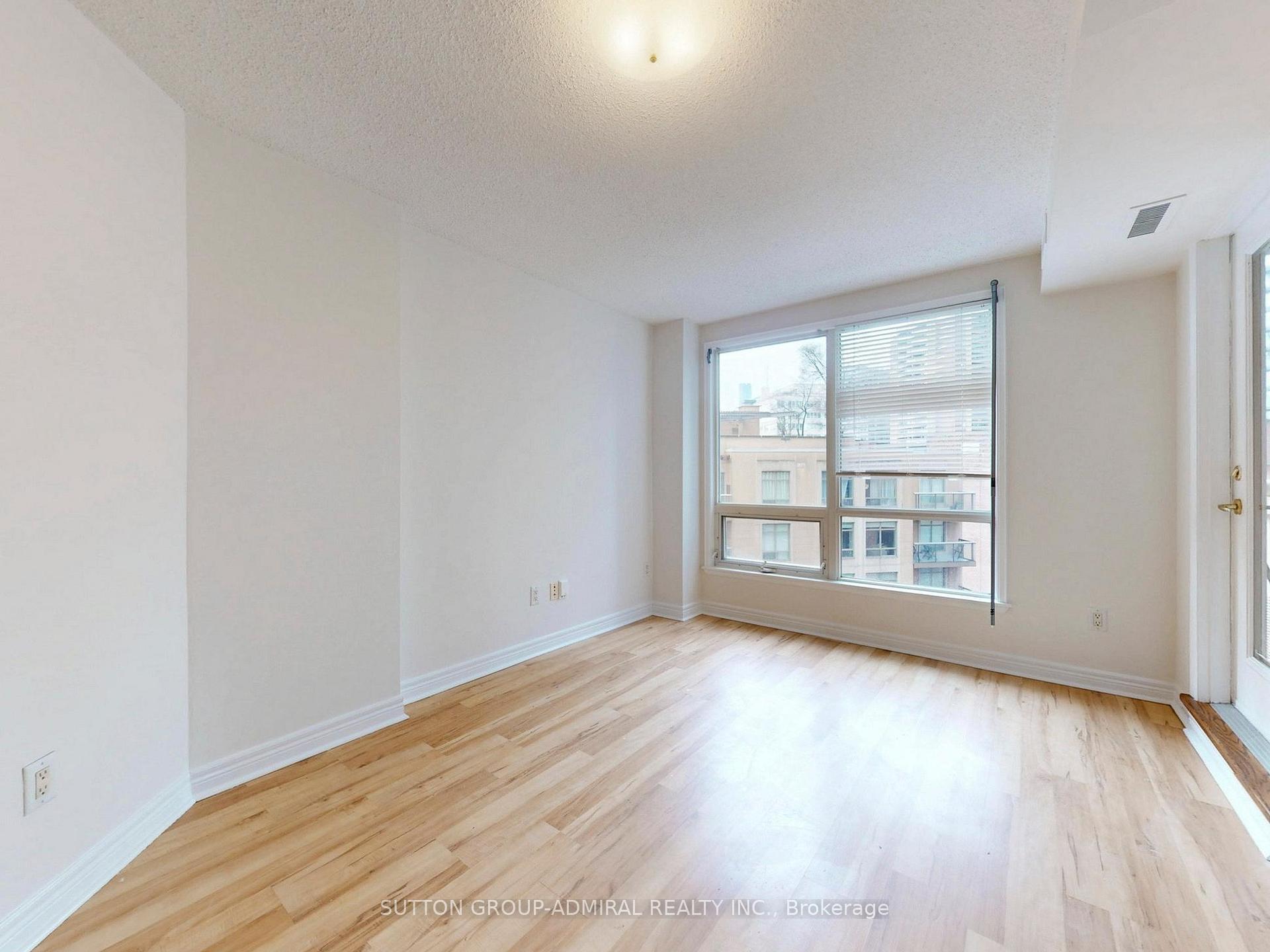 Photo 7 of Unit 812, 100 Hayden Street, Toronto, Church-Yonge Corridor — HOMEH