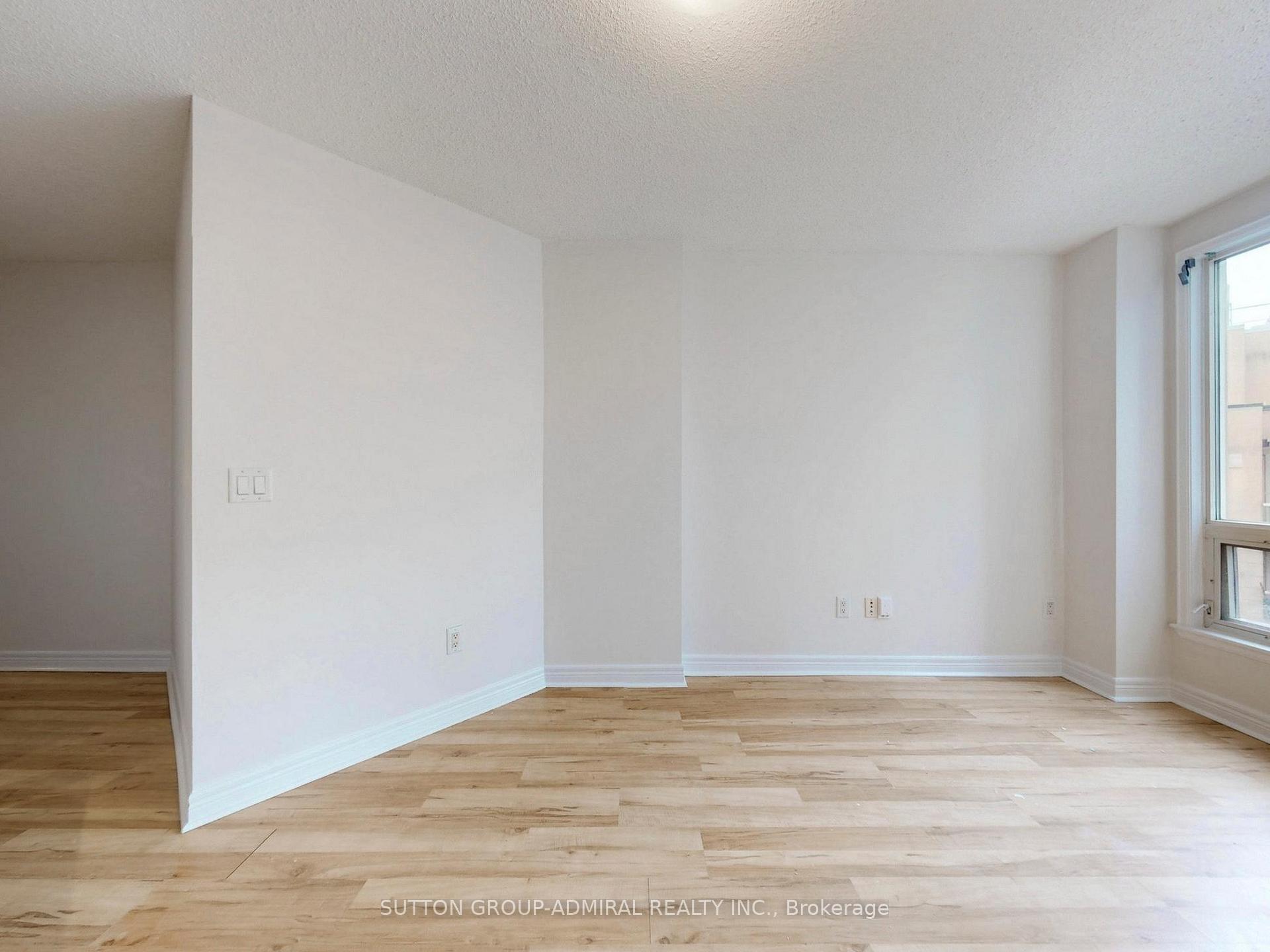 Photo 9 of Unit 812, 100 Hayden Street, Toronto, Church-Yonge Corridor — HOMEH