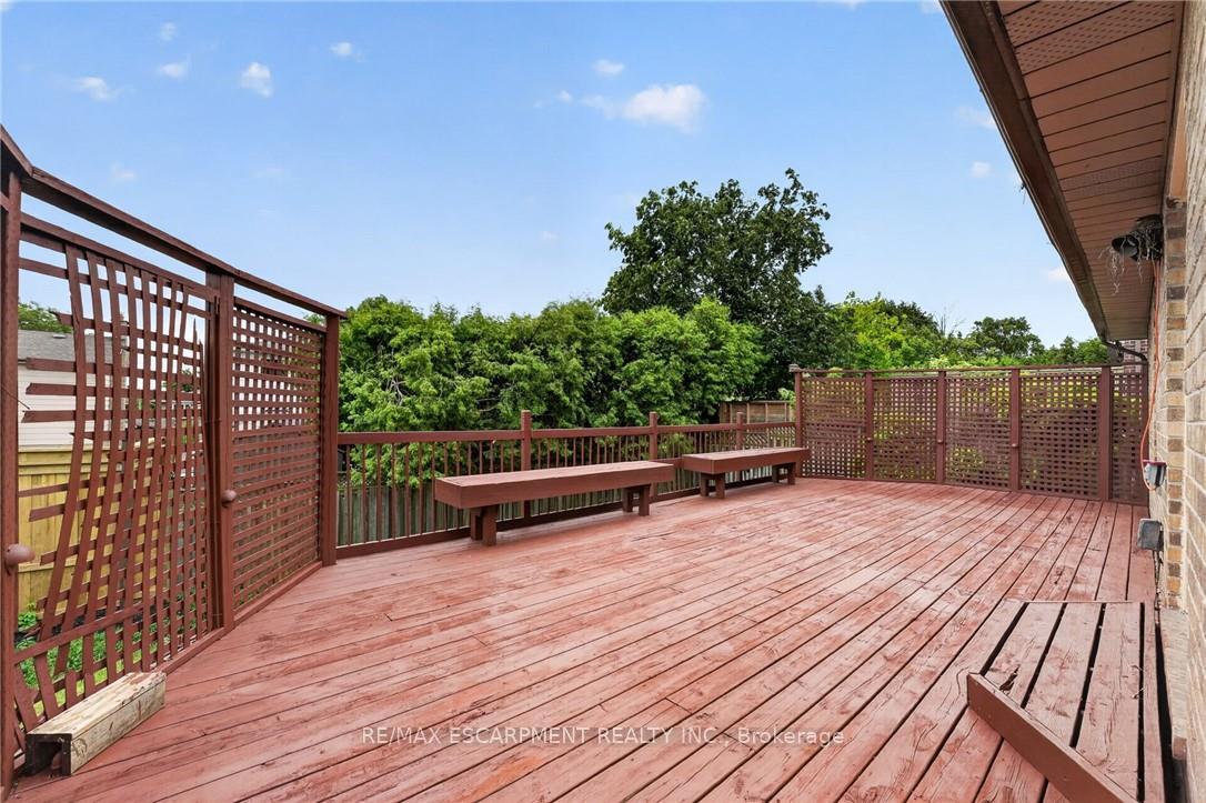 Photo 43 of 2450 Overton Drive, Burlington, Brant Hills — HOMEH