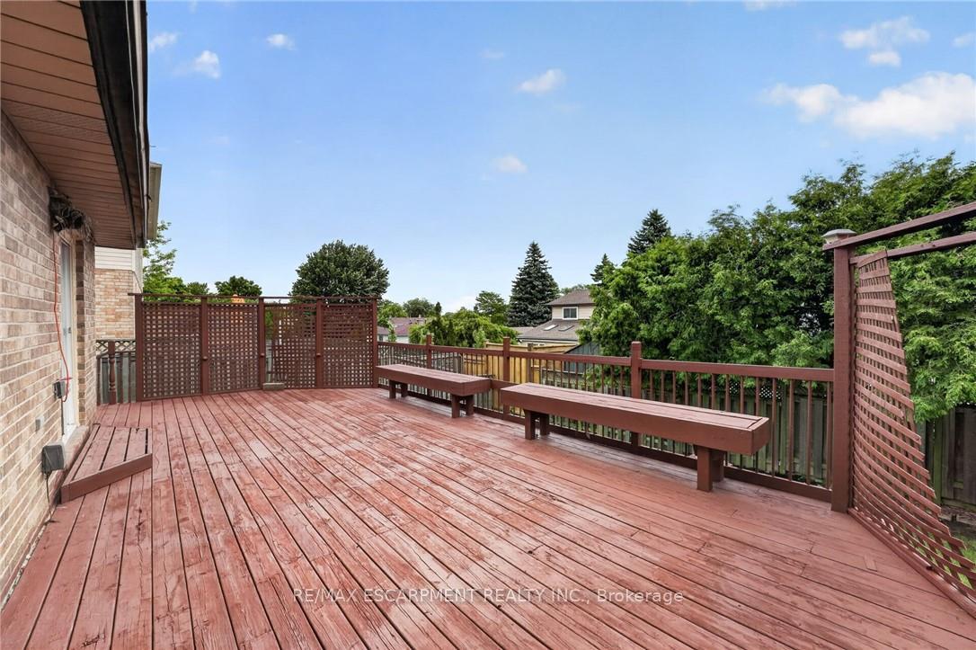 Photo 44 of 2450 Overton Drive, Burlington, Brant Hills — HOMEH