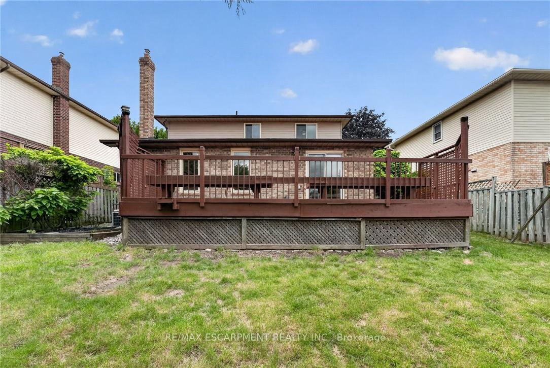 Photo 46 of 2450 Overton Drive, Burlington, Brant Hills — HOMEH