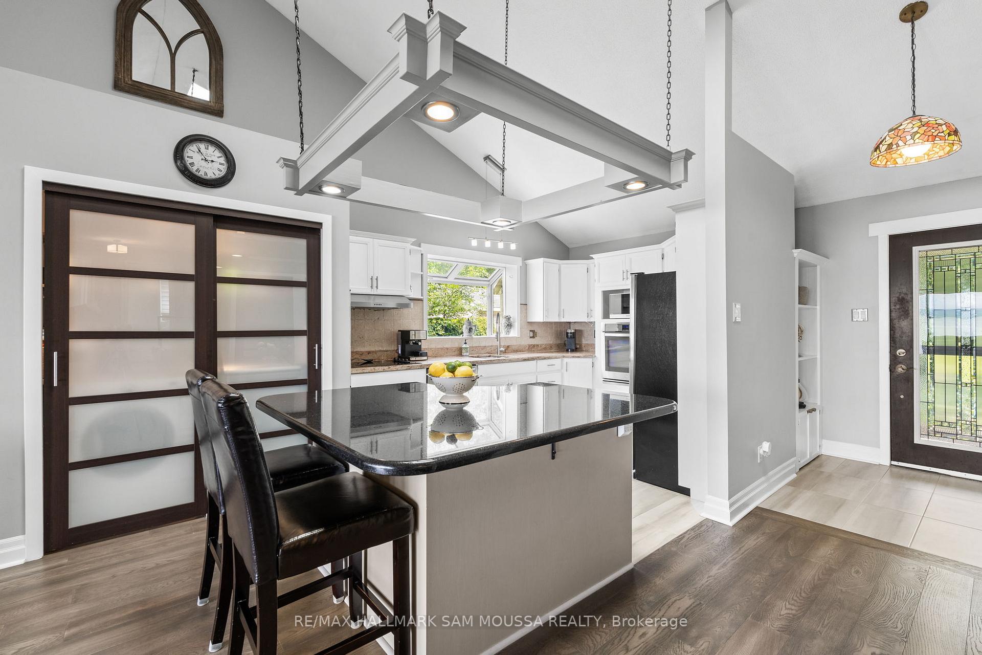 Photo 5 of 4350 Armitage Avenue, Ottawa, Dunrobin Shores — HOMEH