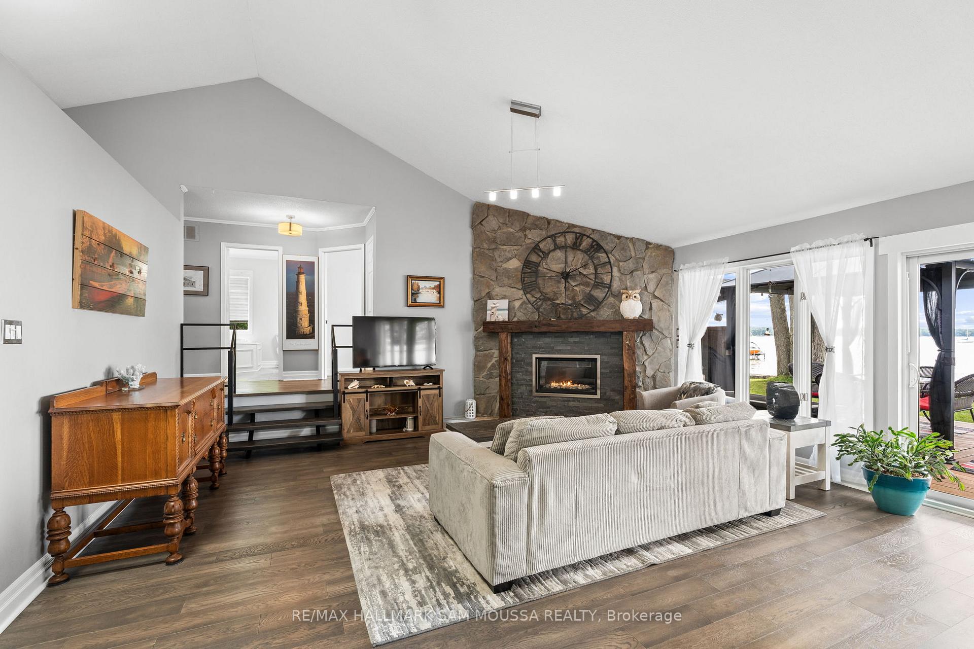 Photo 13 of 4350 Armitage Avenue, Ottawa, Dunrobin Shores — HOMEH