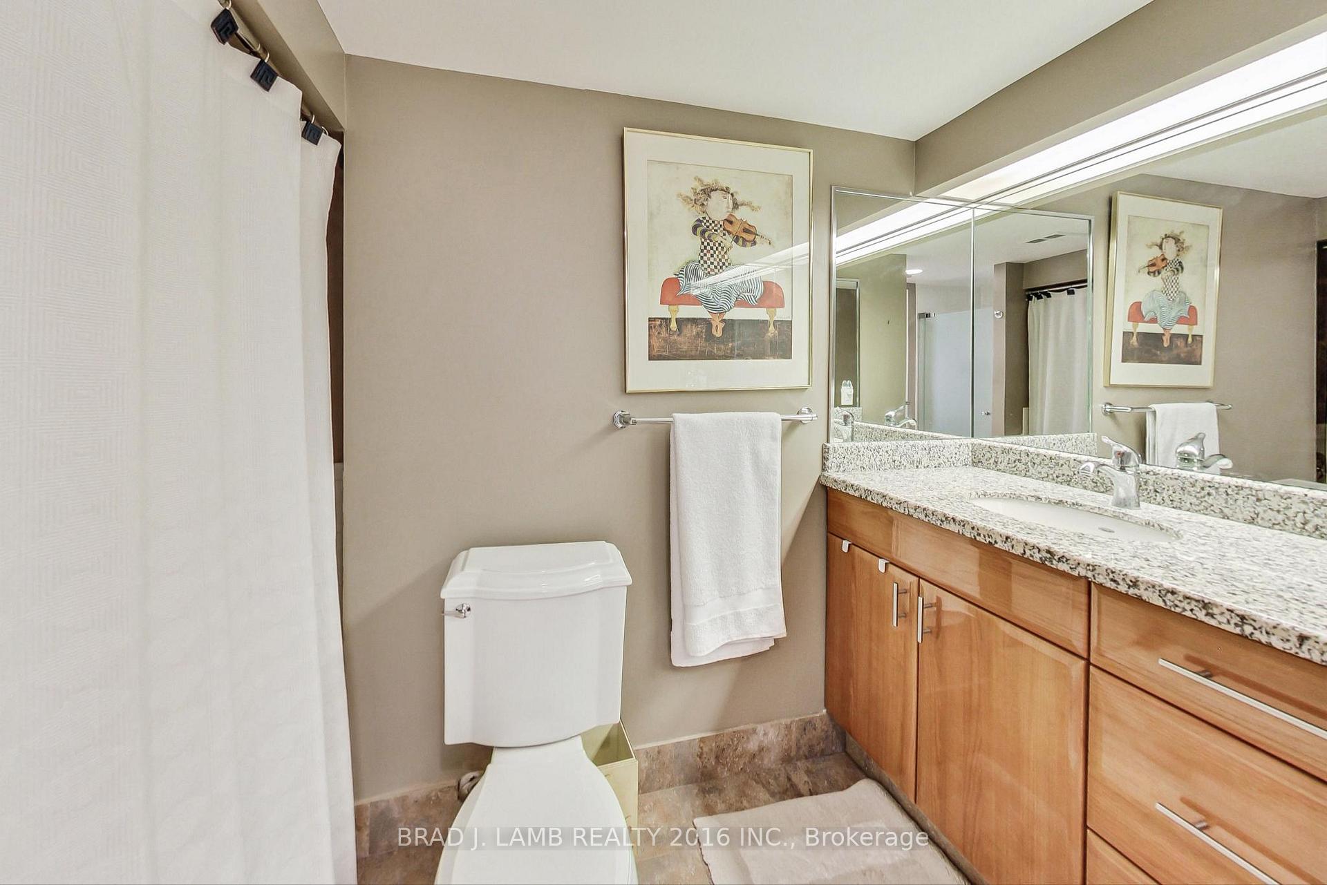Photo 8 of Unit 2911, 99 Harbour Square, Toronto, Waterfront Communities — HOMEH