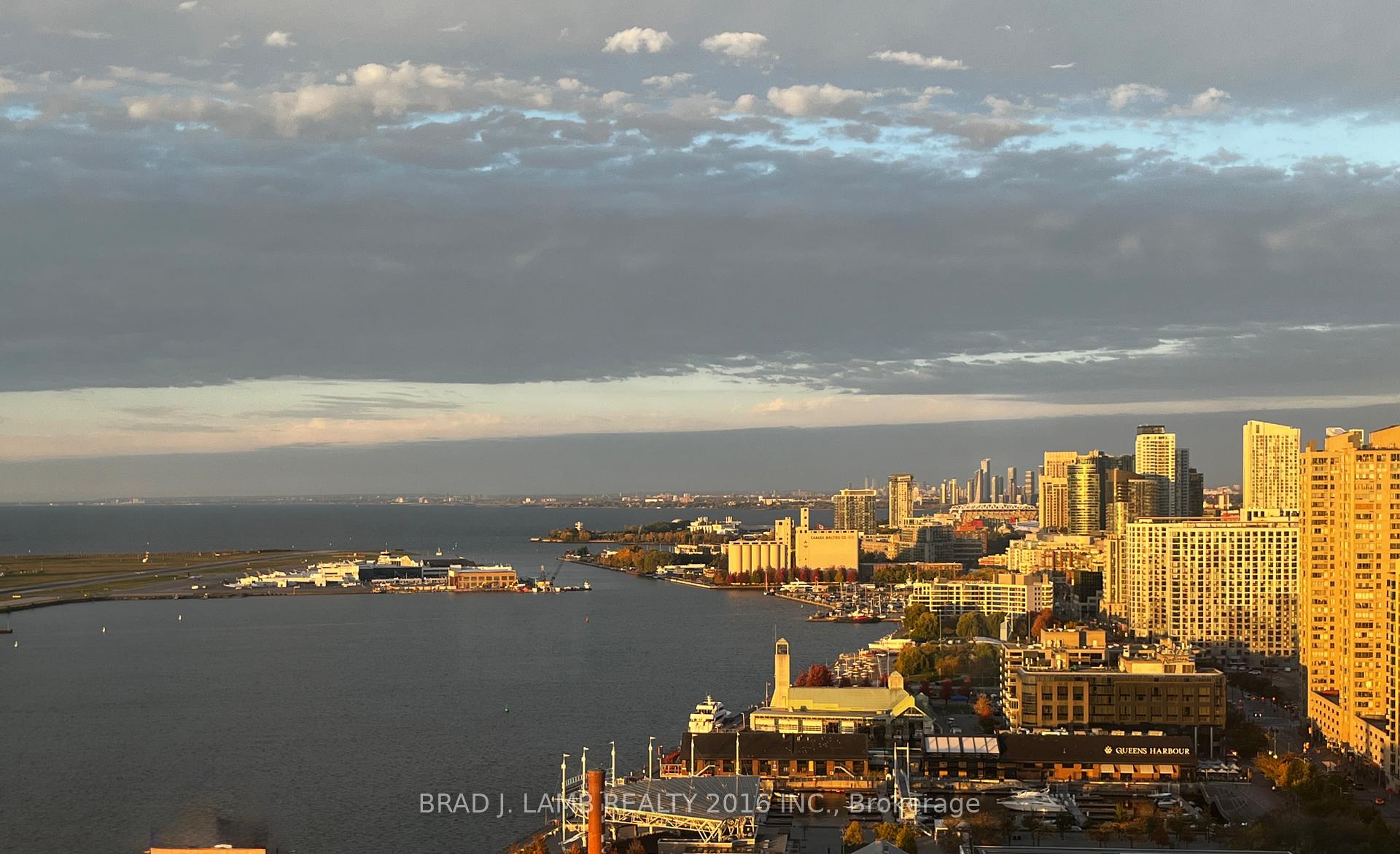 Photo 17 of Unit 2911, 99 Harbour Square, Toronto, Waterfront Communities — HOMEH