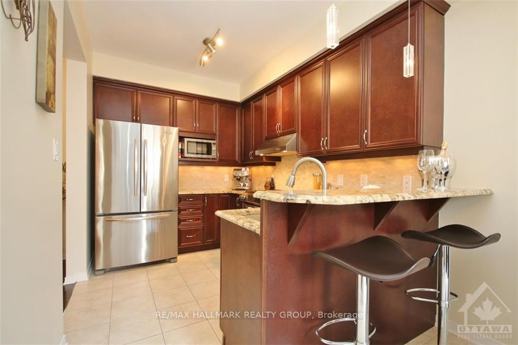 Photo 5 of 553 Ashbourne Crescent, Ottawa, Barrhaven - Stonebridge — HOMEH