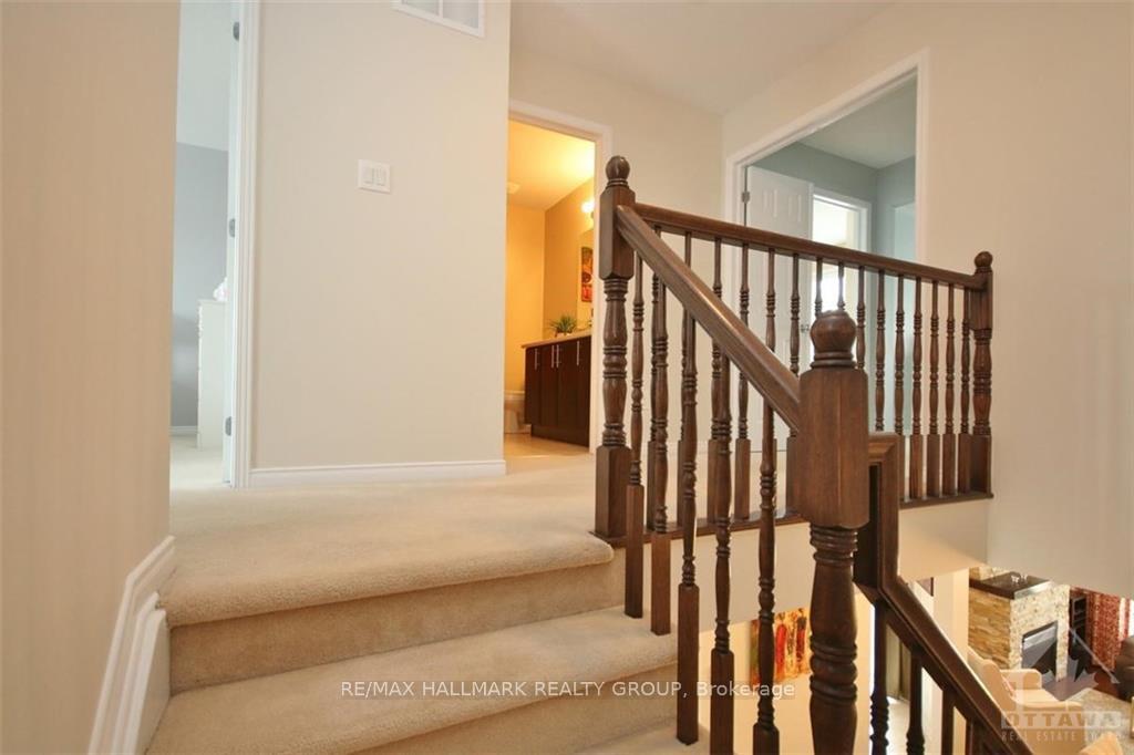 Photo 8 of 553 Ashbourne Crescent, Ottawa, Barrhaven - Stonebridge — HOMEH