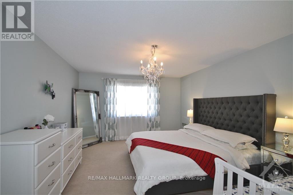 Photo 10 of 553 Ashbourne Crescent, Ottawa, Barrhaven - Stonebridge — HOMEH