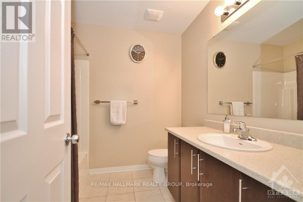 Photo 15 of 553 Ashbourne Crescent, Ottawa, Barrhaven - Stonebridge — HOMEH