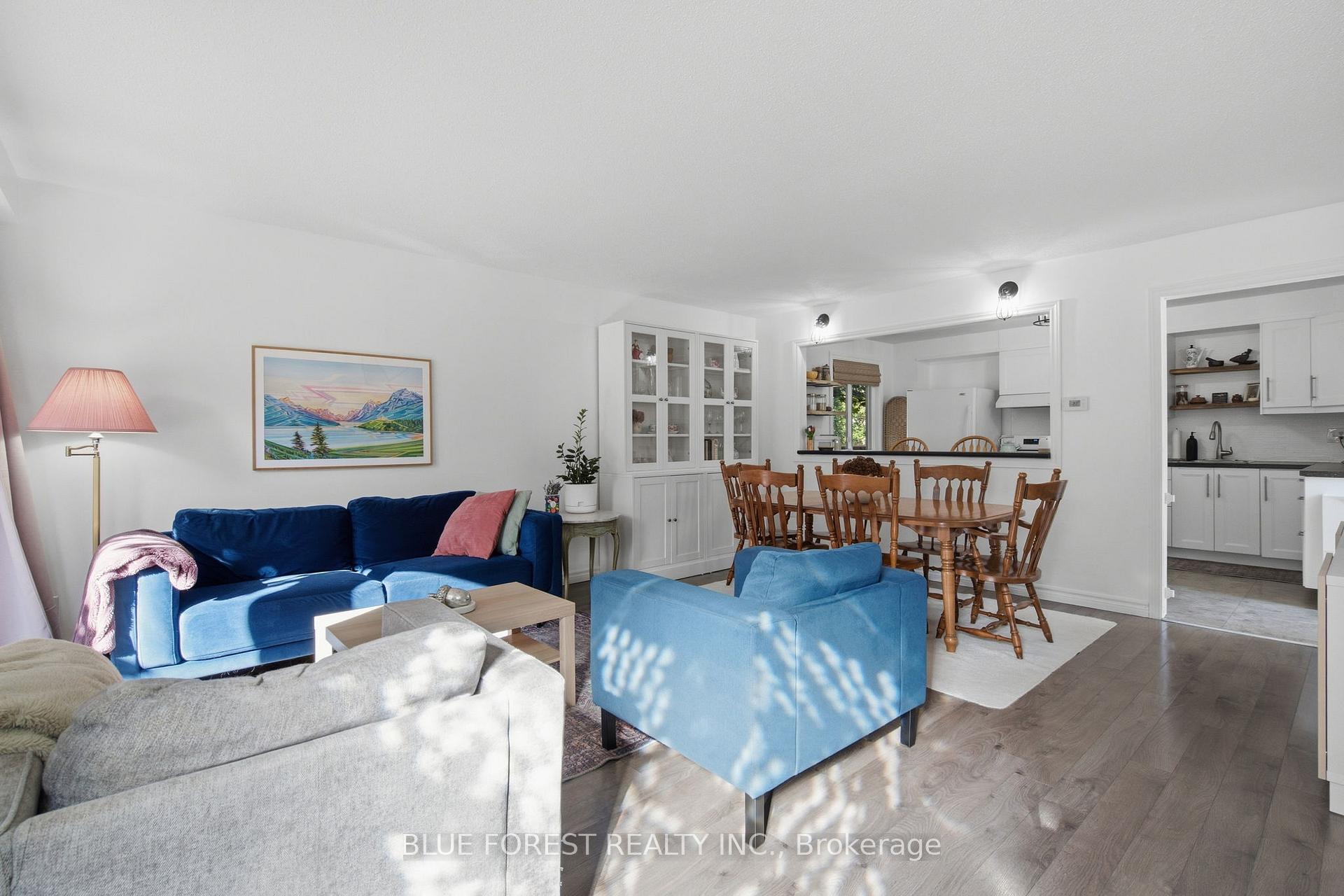 Photo 5 of 114 Hearthside Place, London, East I — HOMEH