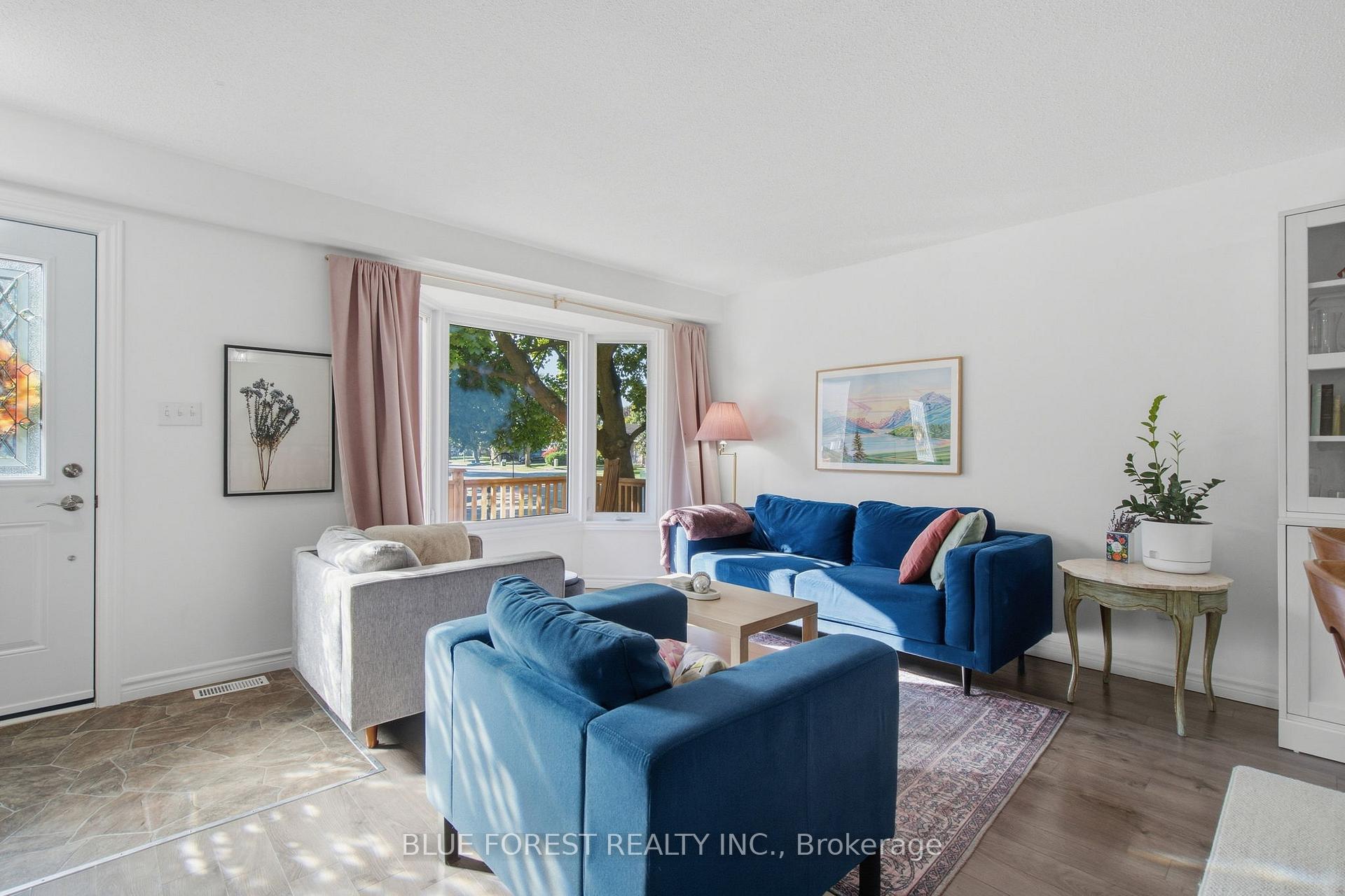 Photo 7 of 114 Hearthside Place, London, East I — HOMEH