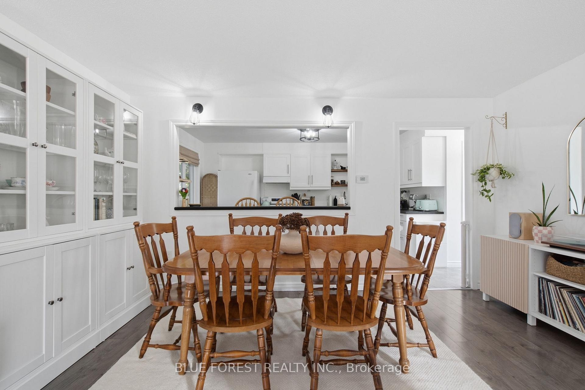 Photo 9 of 114 Hearthside Place, London, East I — HOMEH