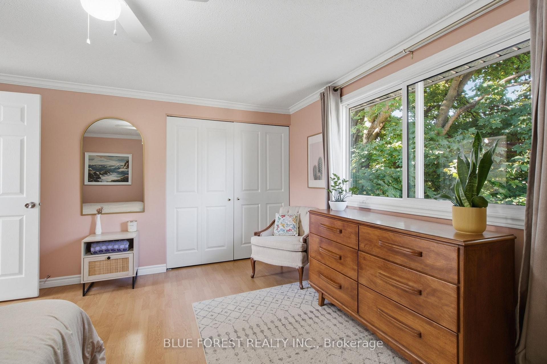Photo 22 of 114 Hearthside Place, London, East I — HOMEH