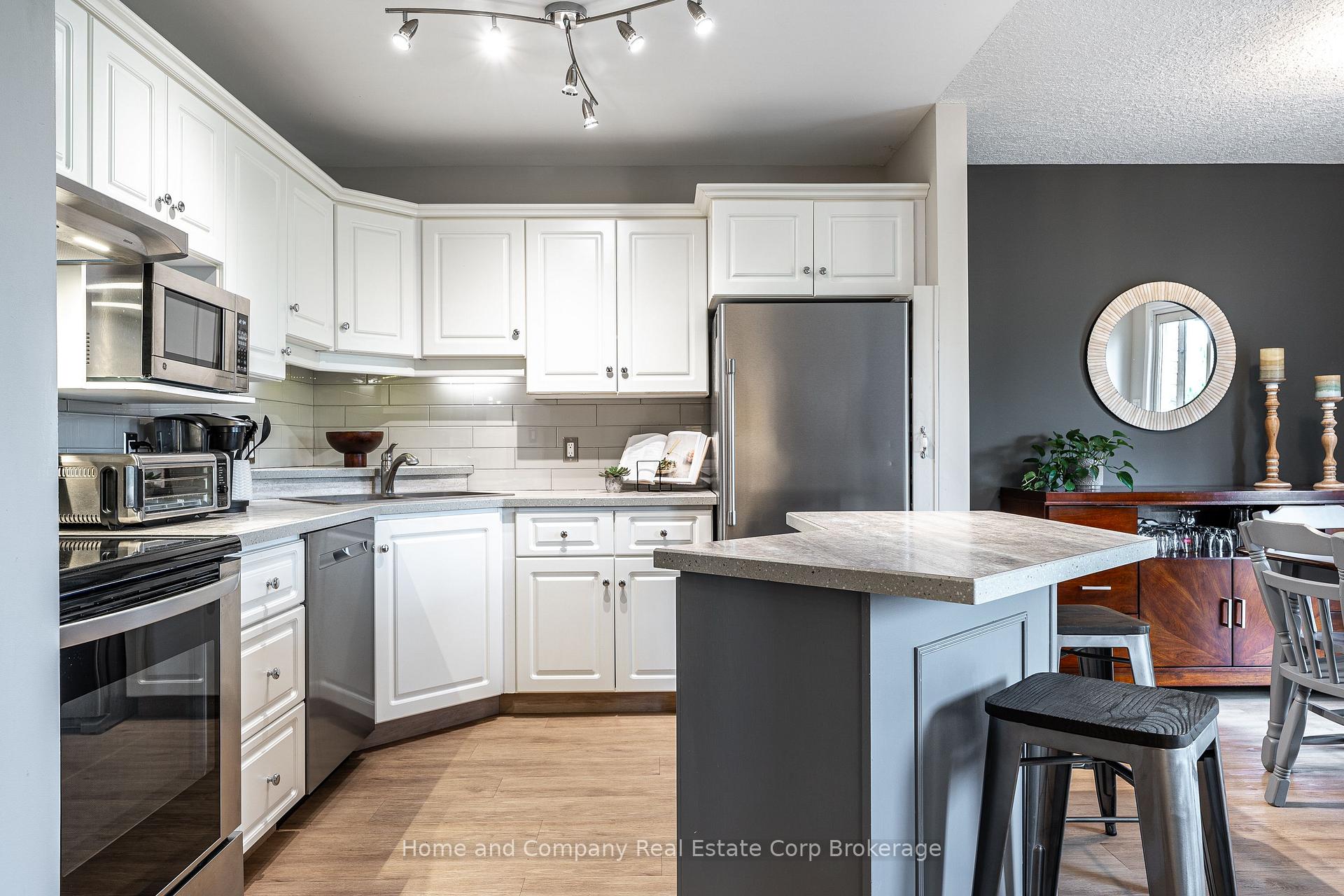 Photo 10 of 160 Athlone Crescent, Stratford — HOMEH