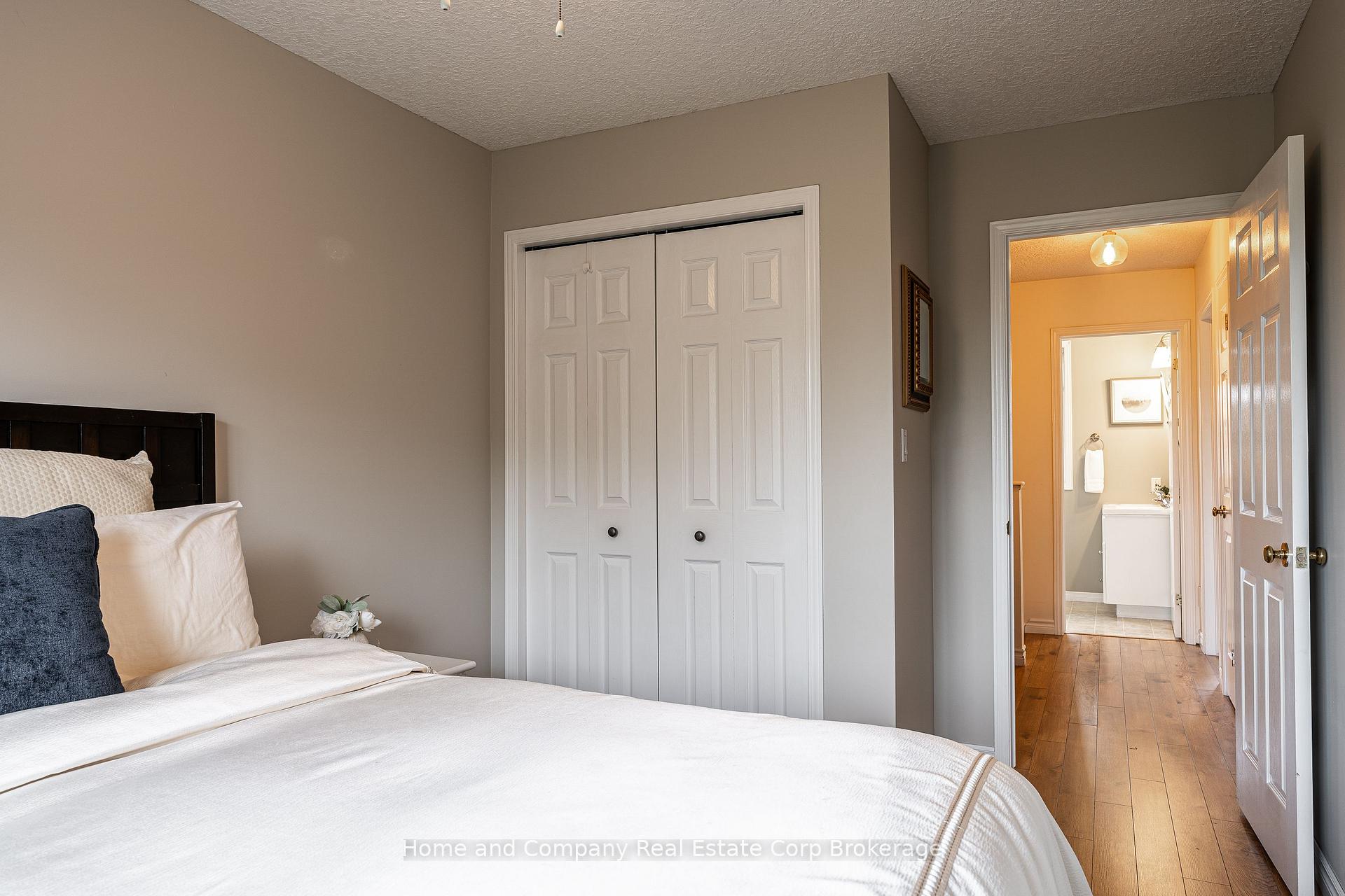 Photo 32 of 160 Athlone Crescent, Stratford — HOMEH