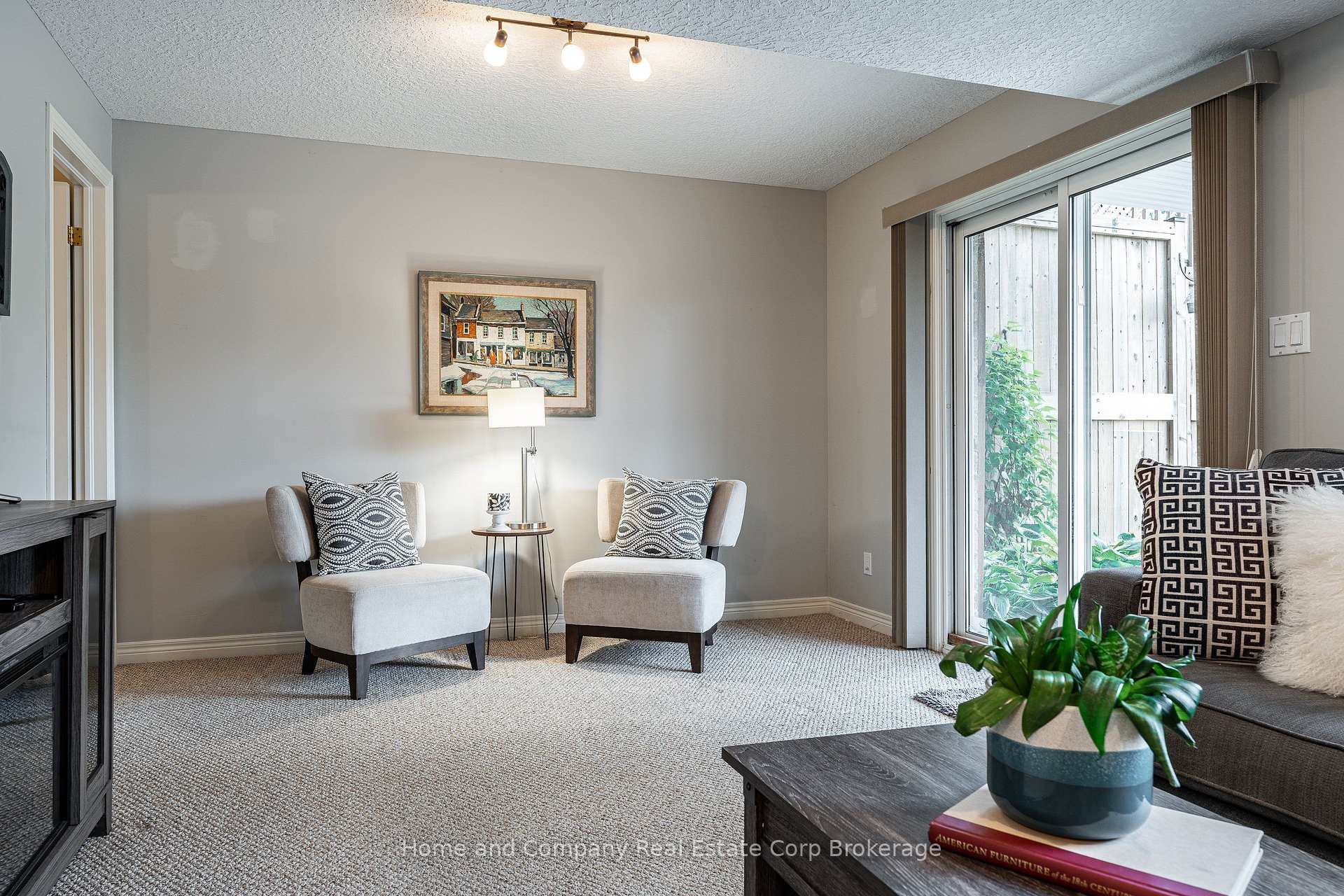 Photo 36 of 160 Athlone Crescent, Stratford — HOMEH