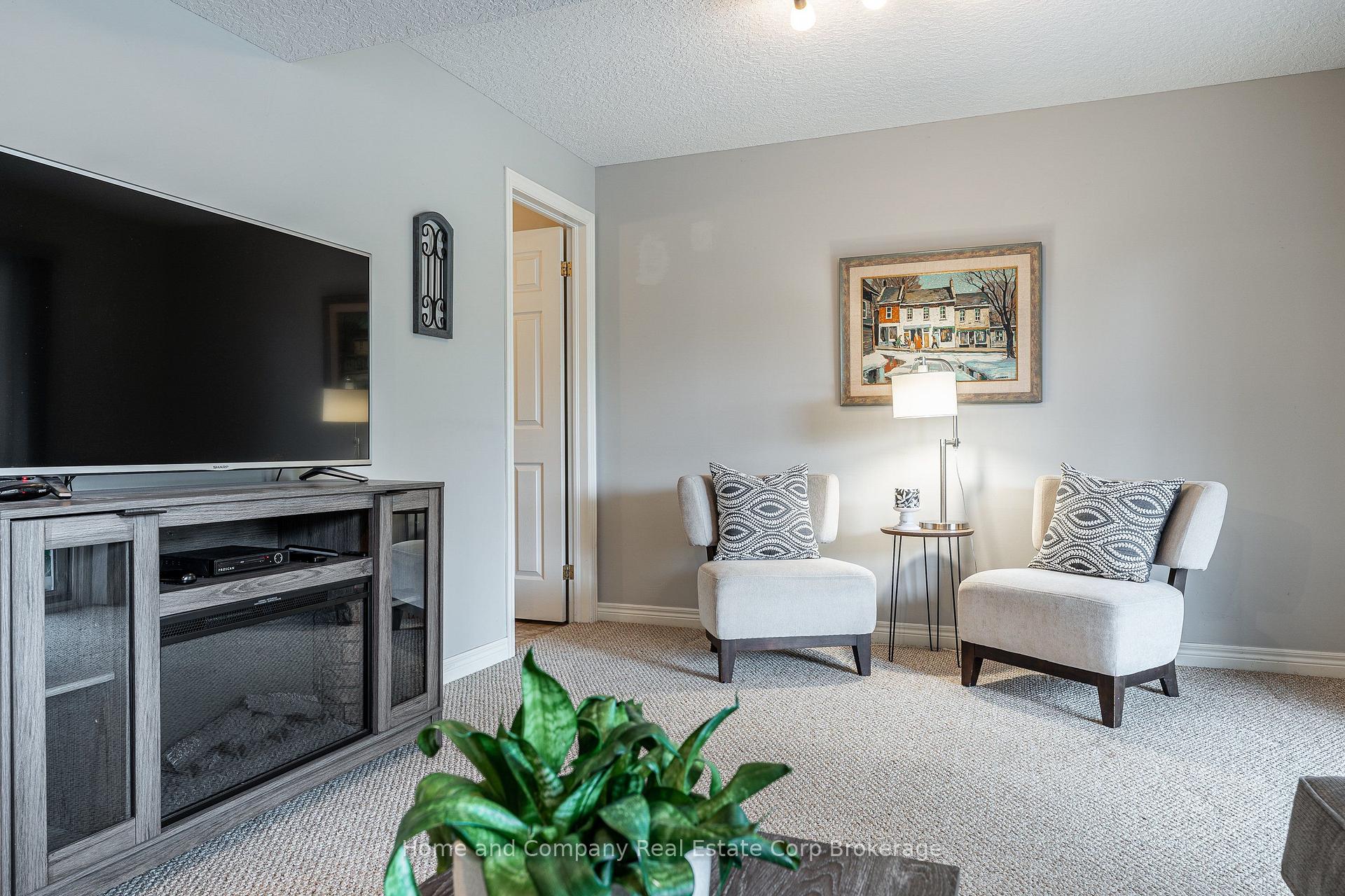 Photo 37 of 160 Athlone Crescent, Stratford — HOMEH