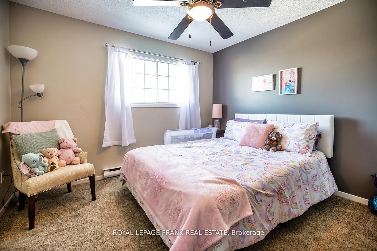 Photo 14 of Unit 9, 433 May Street, Brock, Beaverton — HOMEH