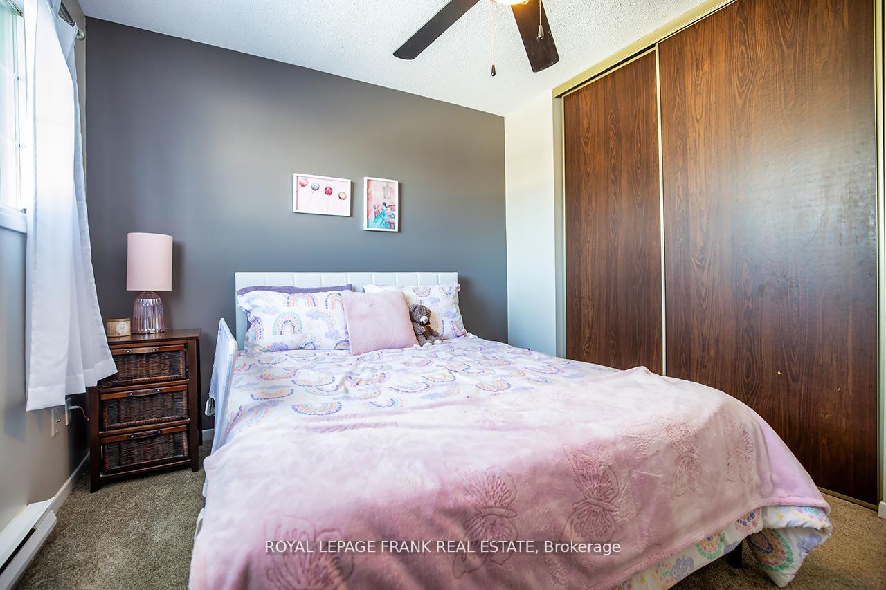 Photo 15 of Unit 9, 433 May Street, Brock, Beaverton — HOMEH