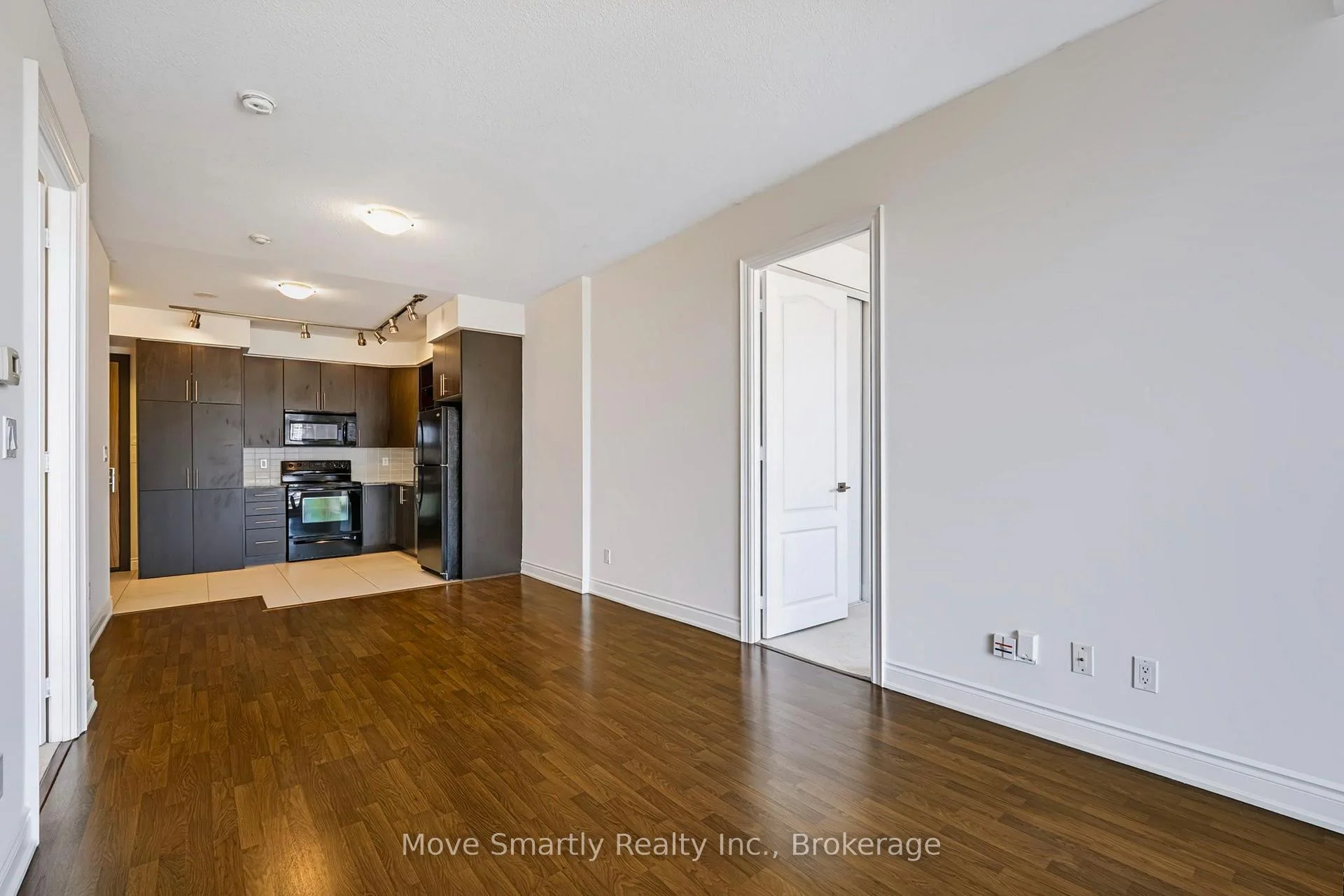 Photo 11 of Unit 917, 50 Clegg Road, Markham, Unionville — HOMEH