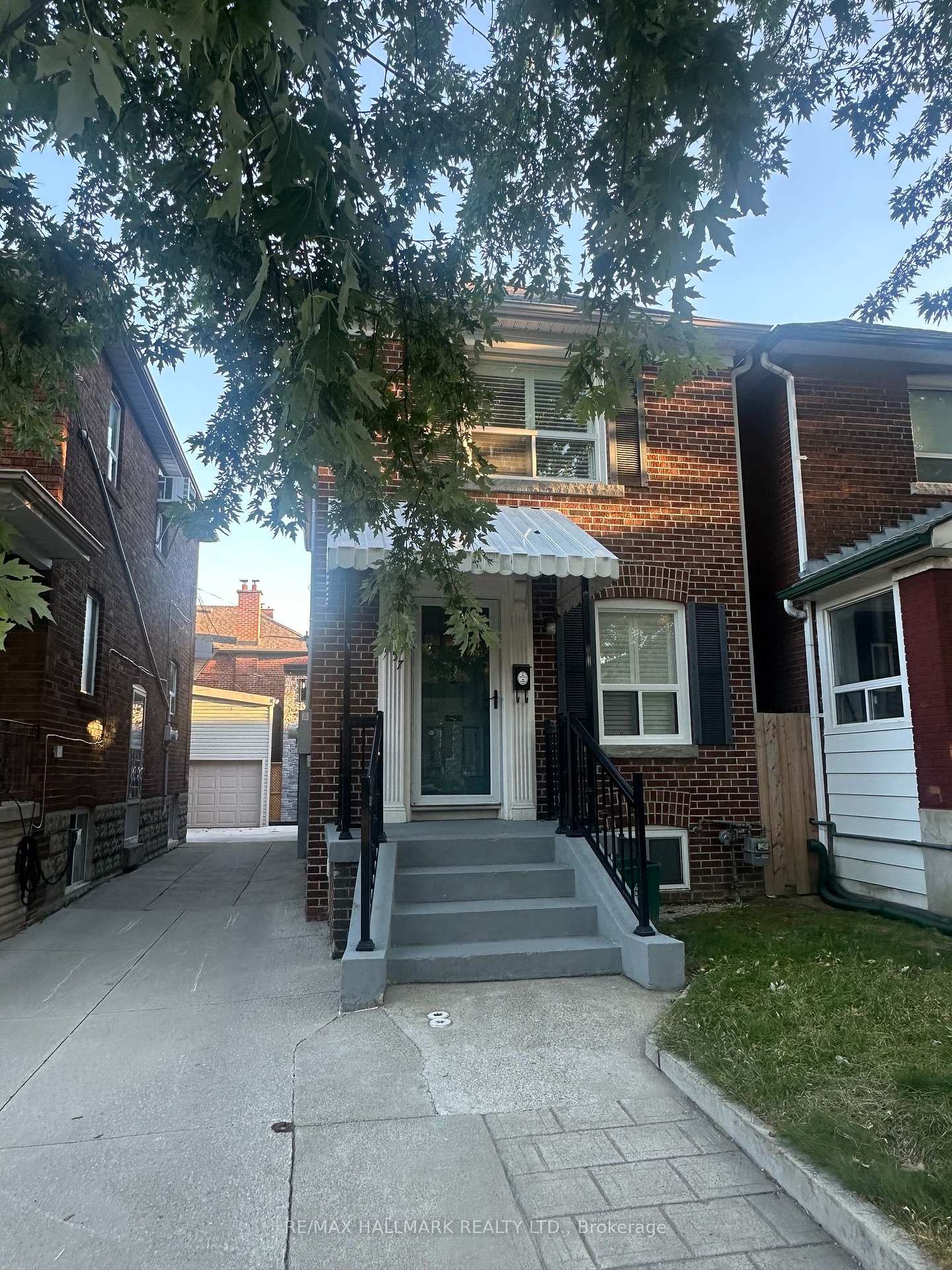 Front of Unit Main & 2nd Floors, 457 Mortimer Avenue