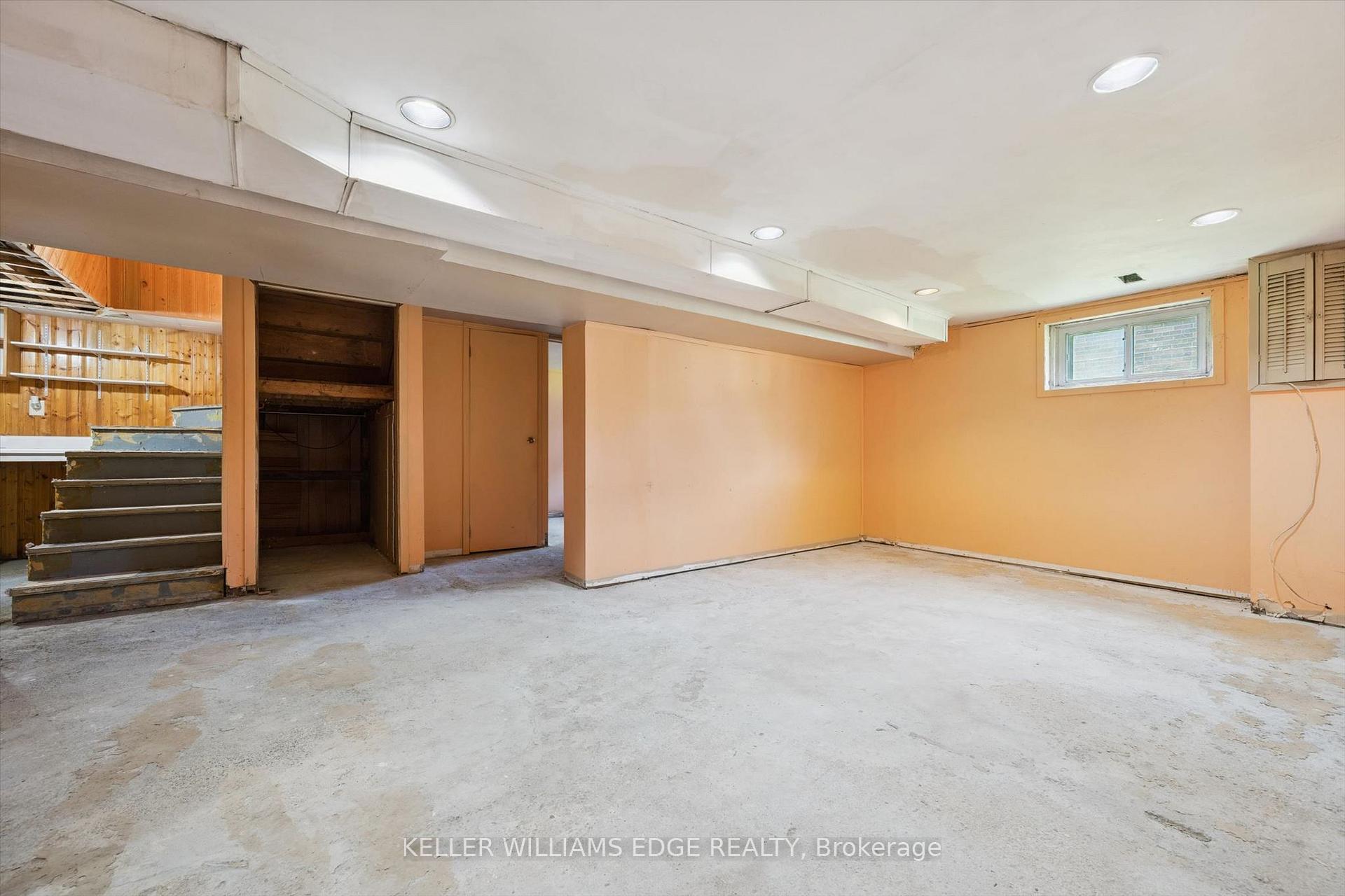 Photo 25 of 23 Mercer Drive, Brampton, Downtown Brampton — HOMEH