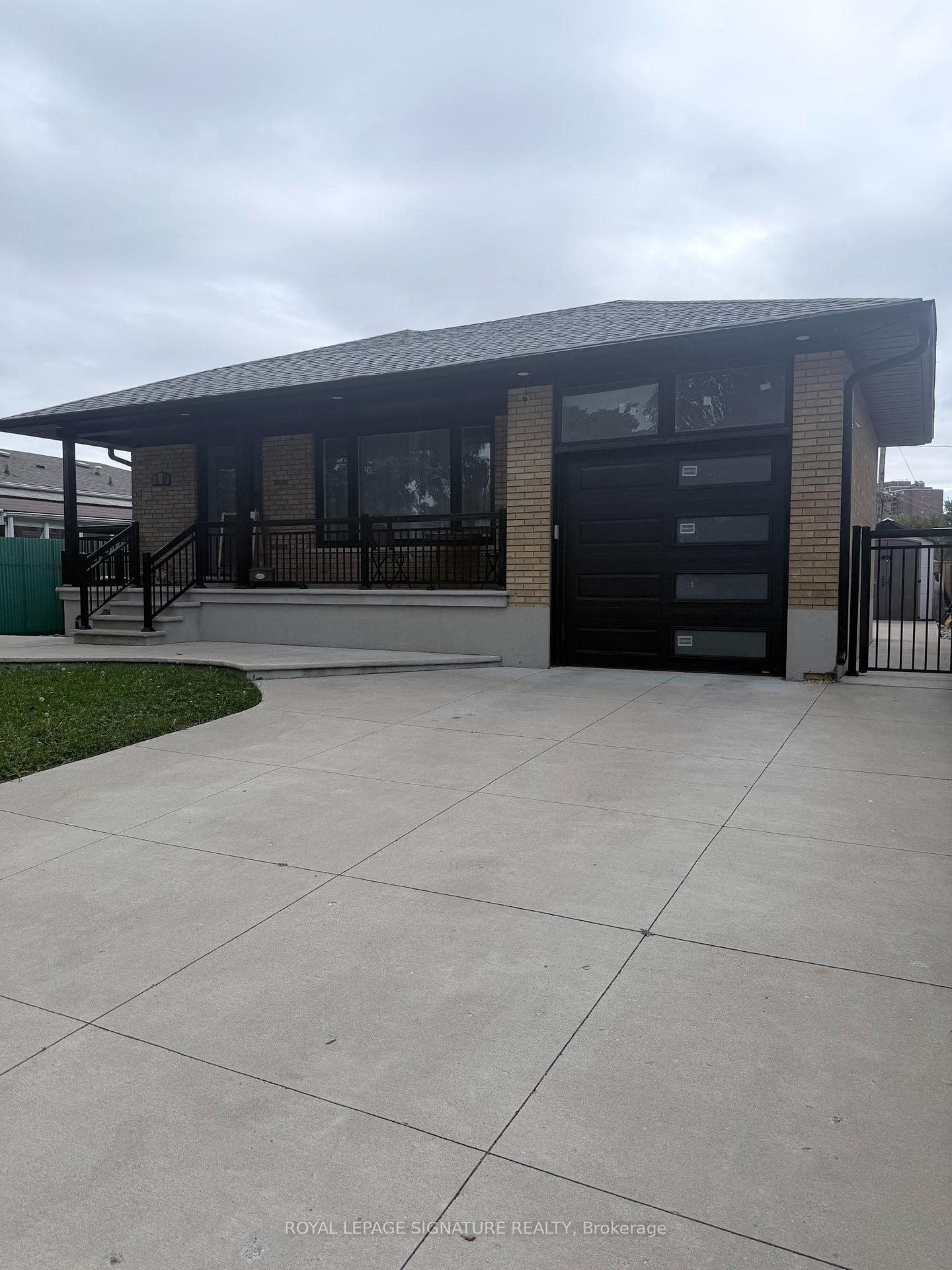 Photo 1 of Unit Lower, 40 Summerfield Crescent, Etobicoke, Eringate-Centennial-West Deane — HOMEH