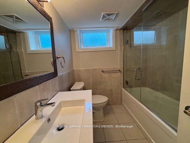Photo 5 of Unit Lower, 40 Summerfield Crescent, Etobicoke, Eringate-Centennial-West Deane — HOMEH