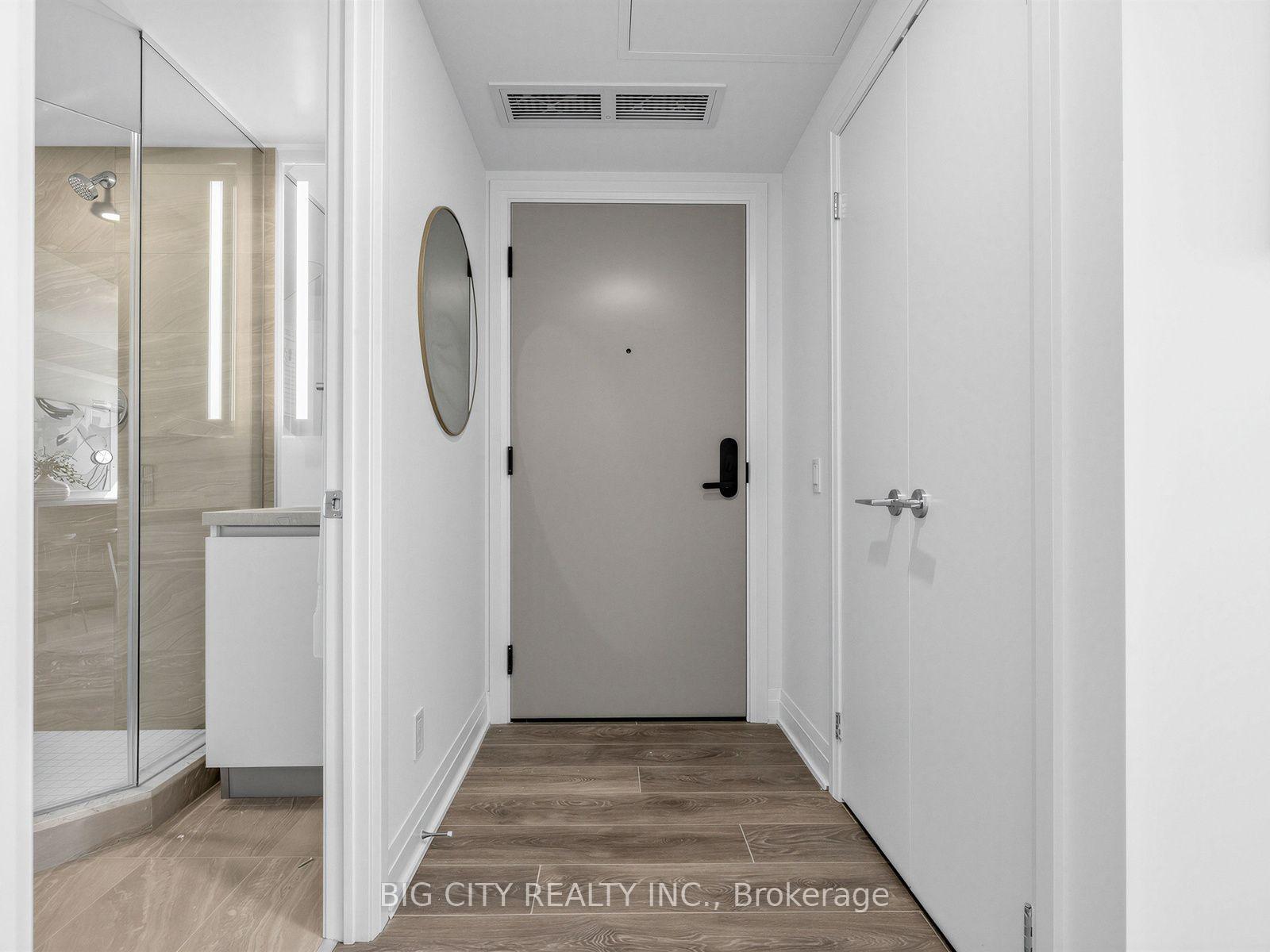 Photo 3 of Unit 2211, 25 Frederick Todd Way, Toronto, Leaside — HOMEH