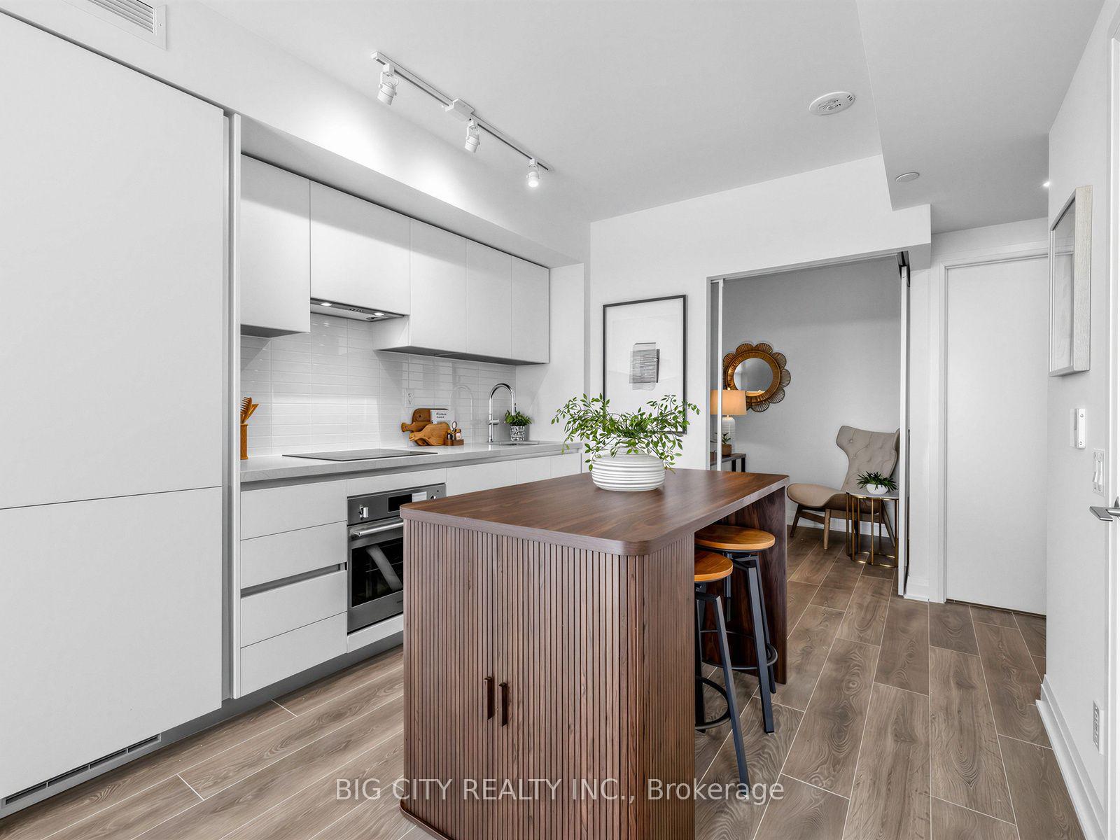 Photo 11 of Unit 2211, 25 Frederick Todd Way, Toronto, Leaside — HOMEH