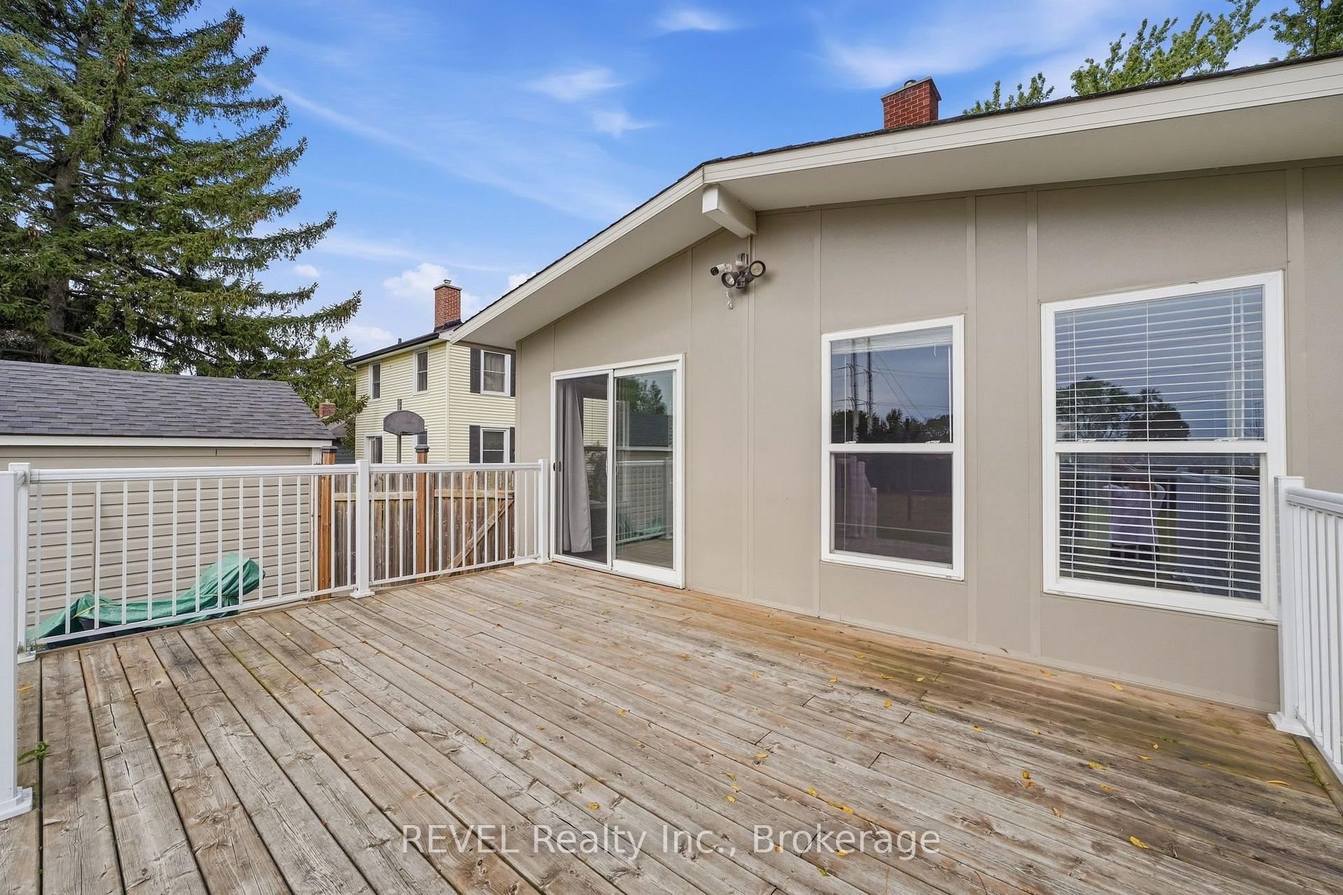 Photo 35 of 5892 Murray Street, Niagara Falls, Dorchester — HOMEH