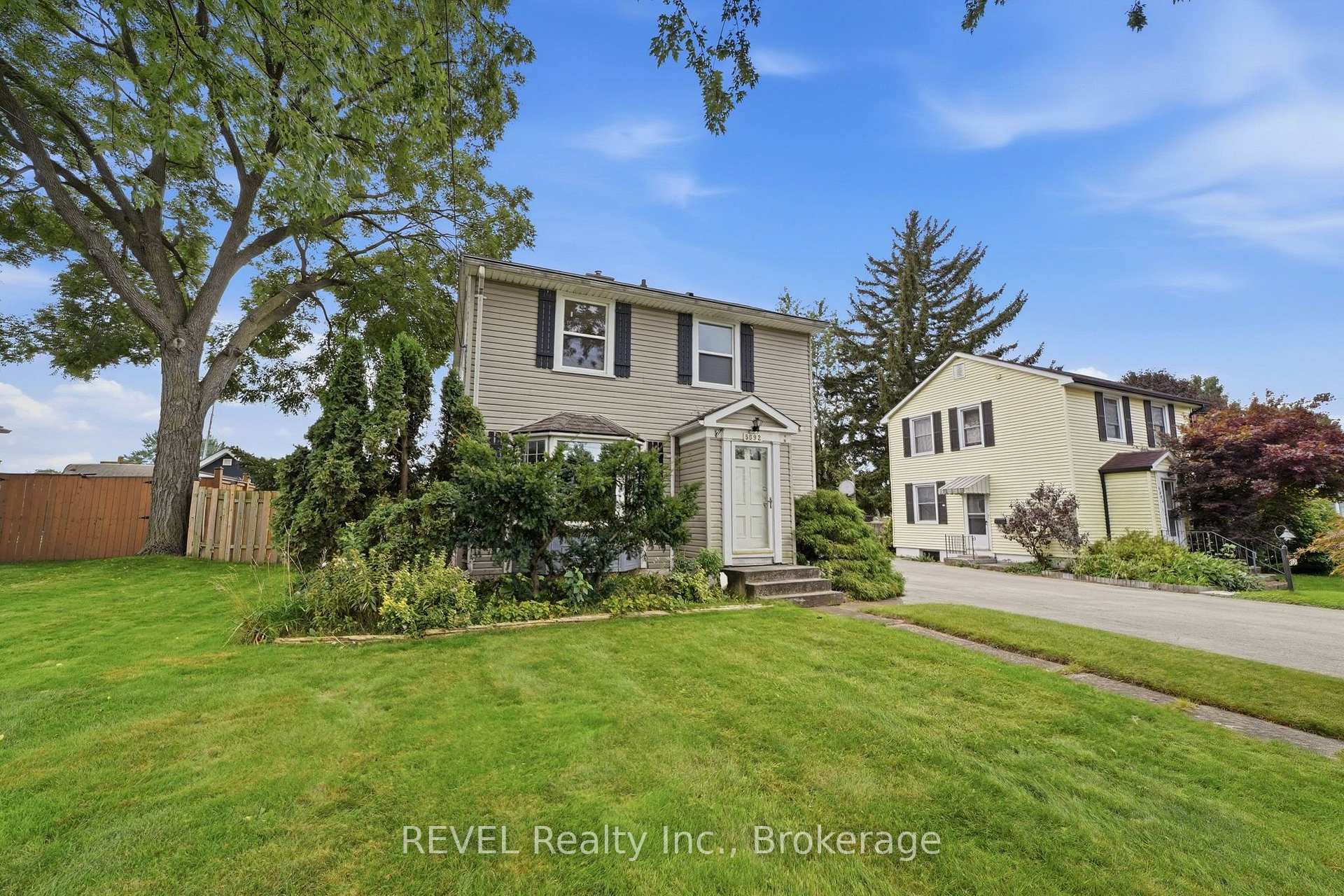 Photo 43 of 5892 Murray Street, Niagara Falls, Dorchester — HOMEH