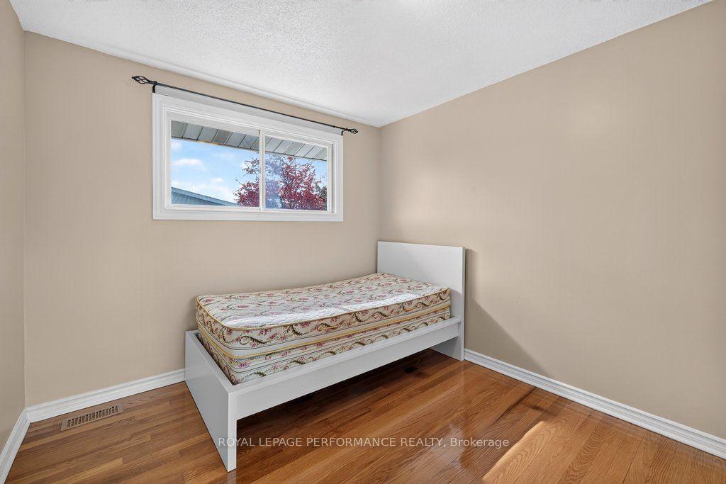 Photo 24 of 2258 Russell Road, Ottawa, Hawthorne Meadows — HOMEH
