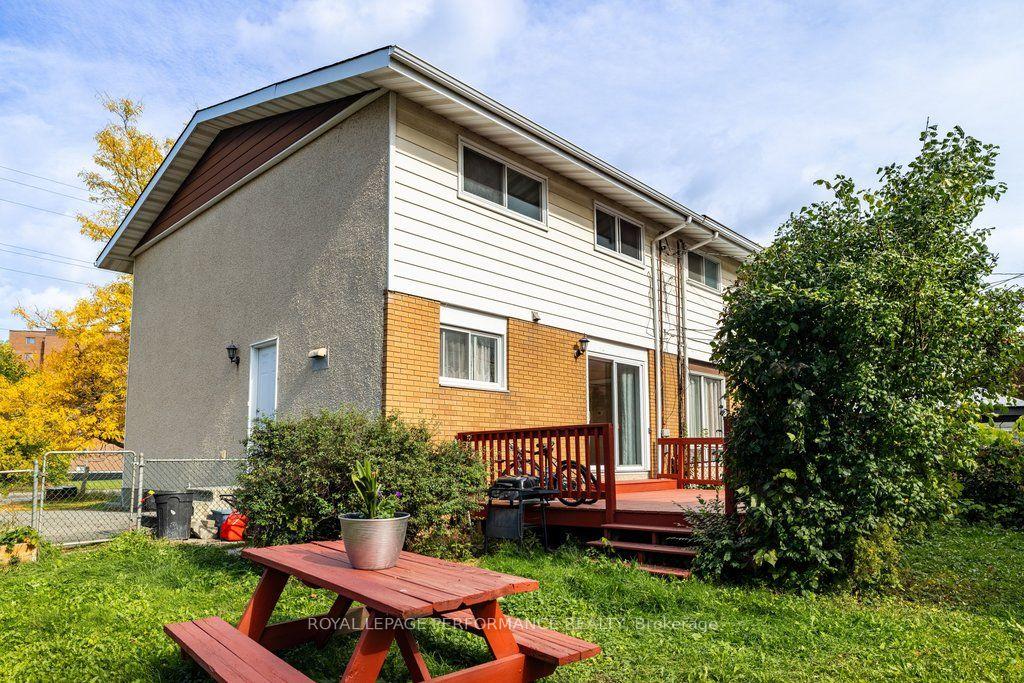 Photo 42 of 2258 Russell Road, Ottawa, Hawthorne Meadows — HOMEH