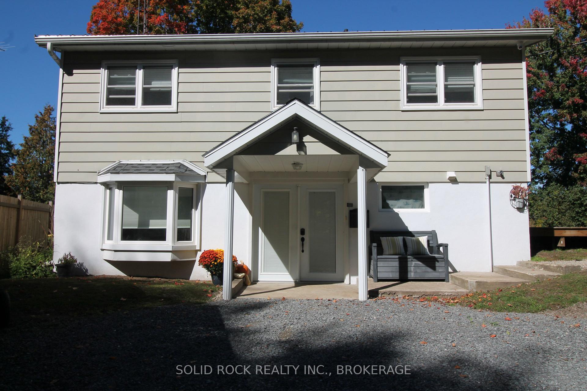 Photo of 1127 Perry Lane