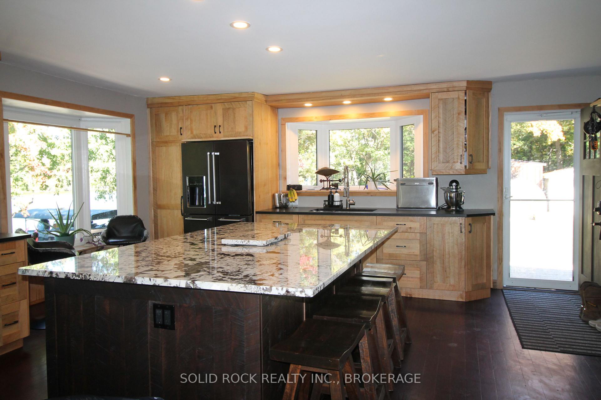 Photo 3 of 1127 Perry Lane, Frontenac, Frontenac South — HOMEH