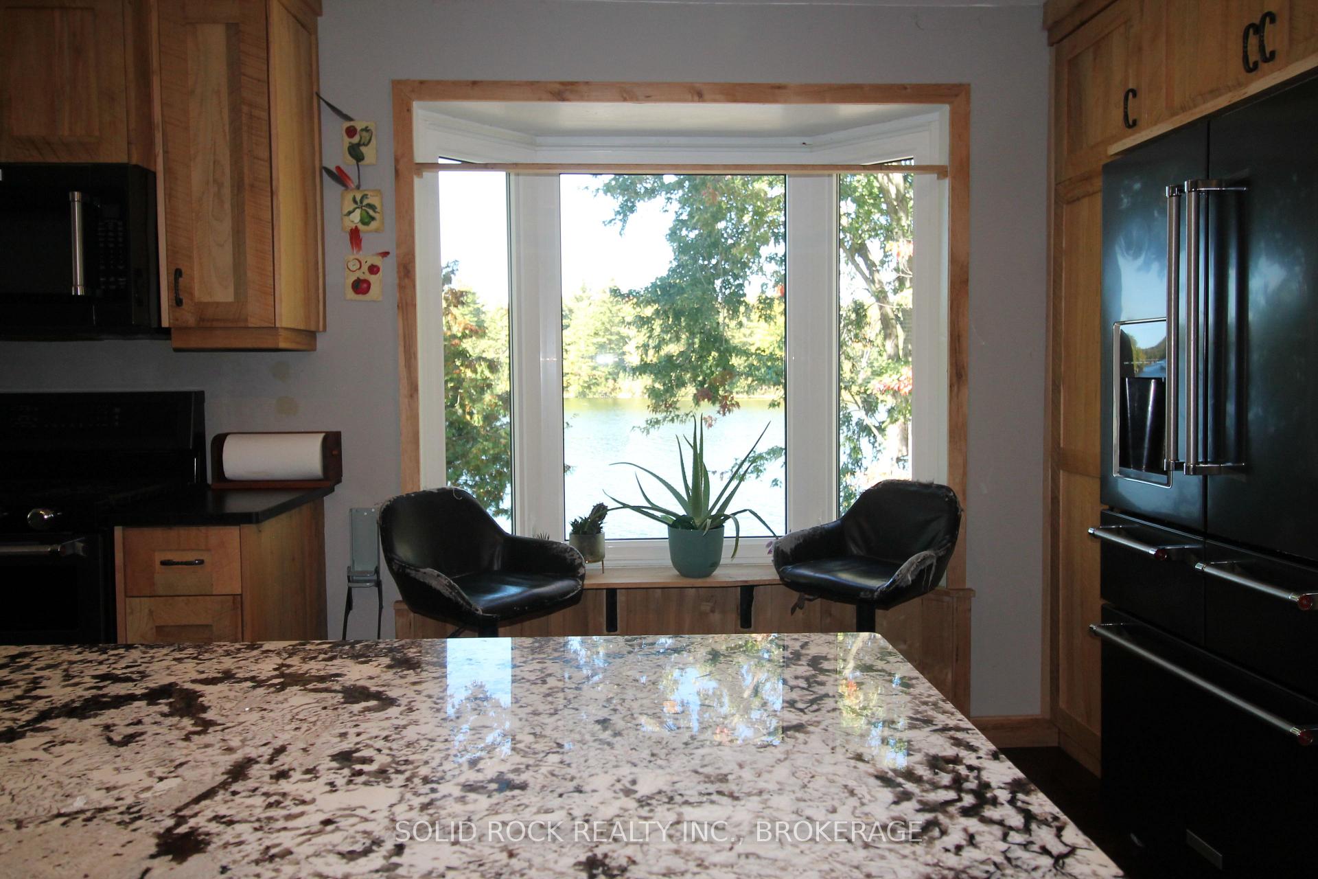 Photo 4 of 1127 Perry Lane, Frontenac, Frontenac South — HOMEH