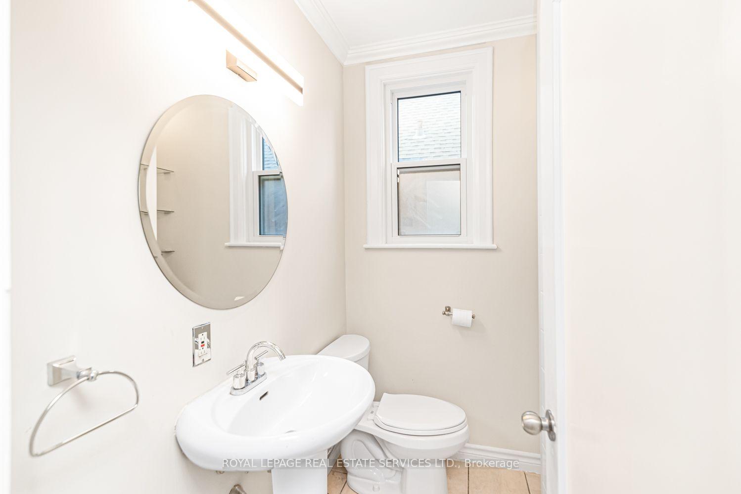 Photo 8 of 187 West 2nd Street, Hamilton, Southam — HOMEH