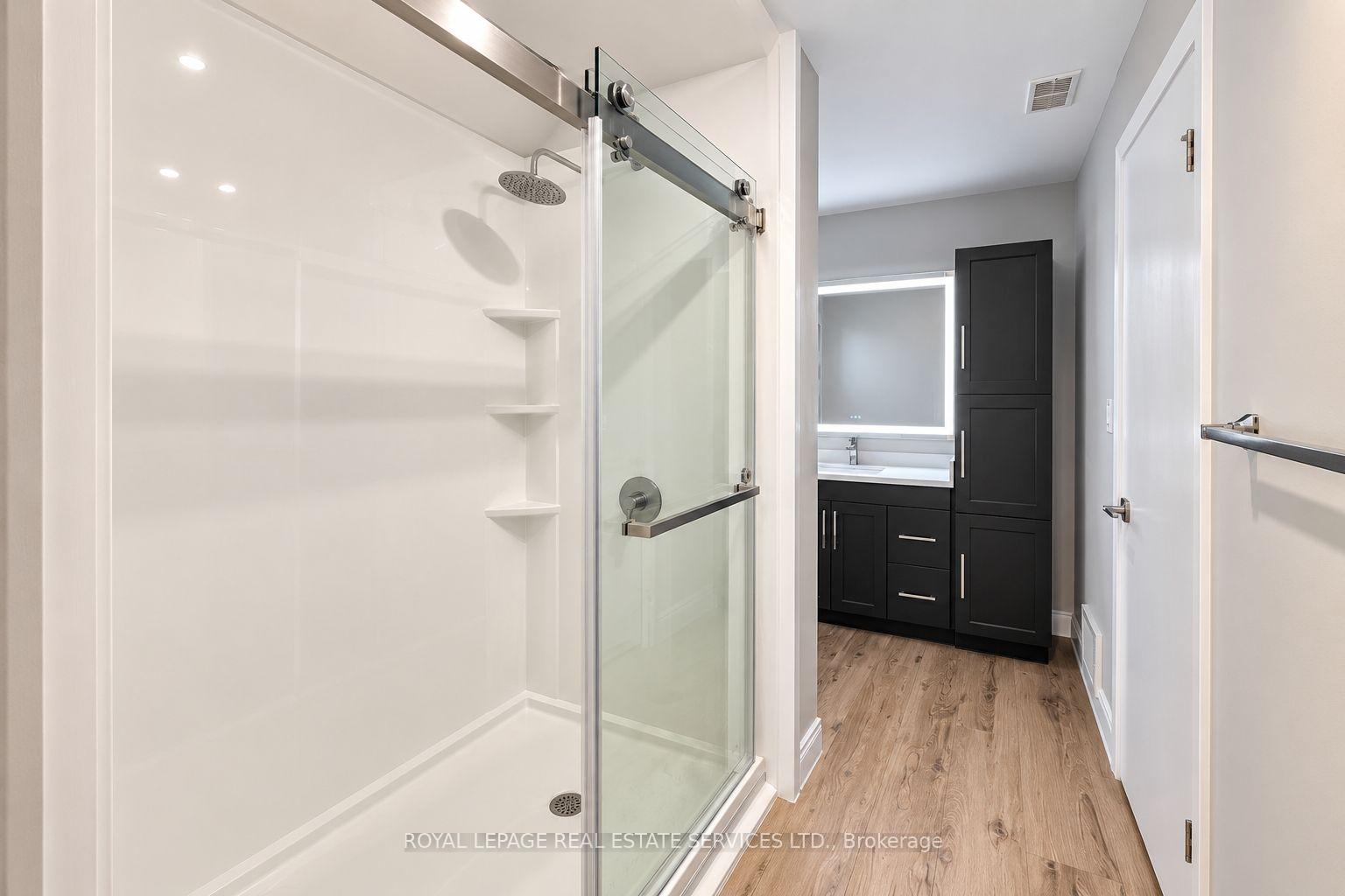 Photo 17 of 187 West 2nd Street, Hamilton, Southam — HOMEH
