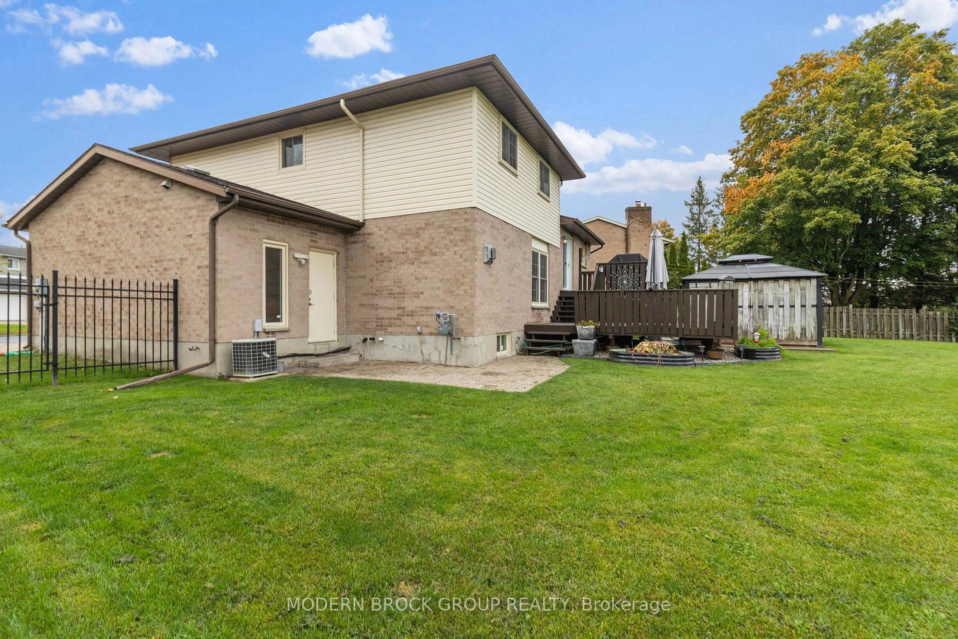 Photo 8 of 141 Beley Street, Brockville, Brockville — HOMEH