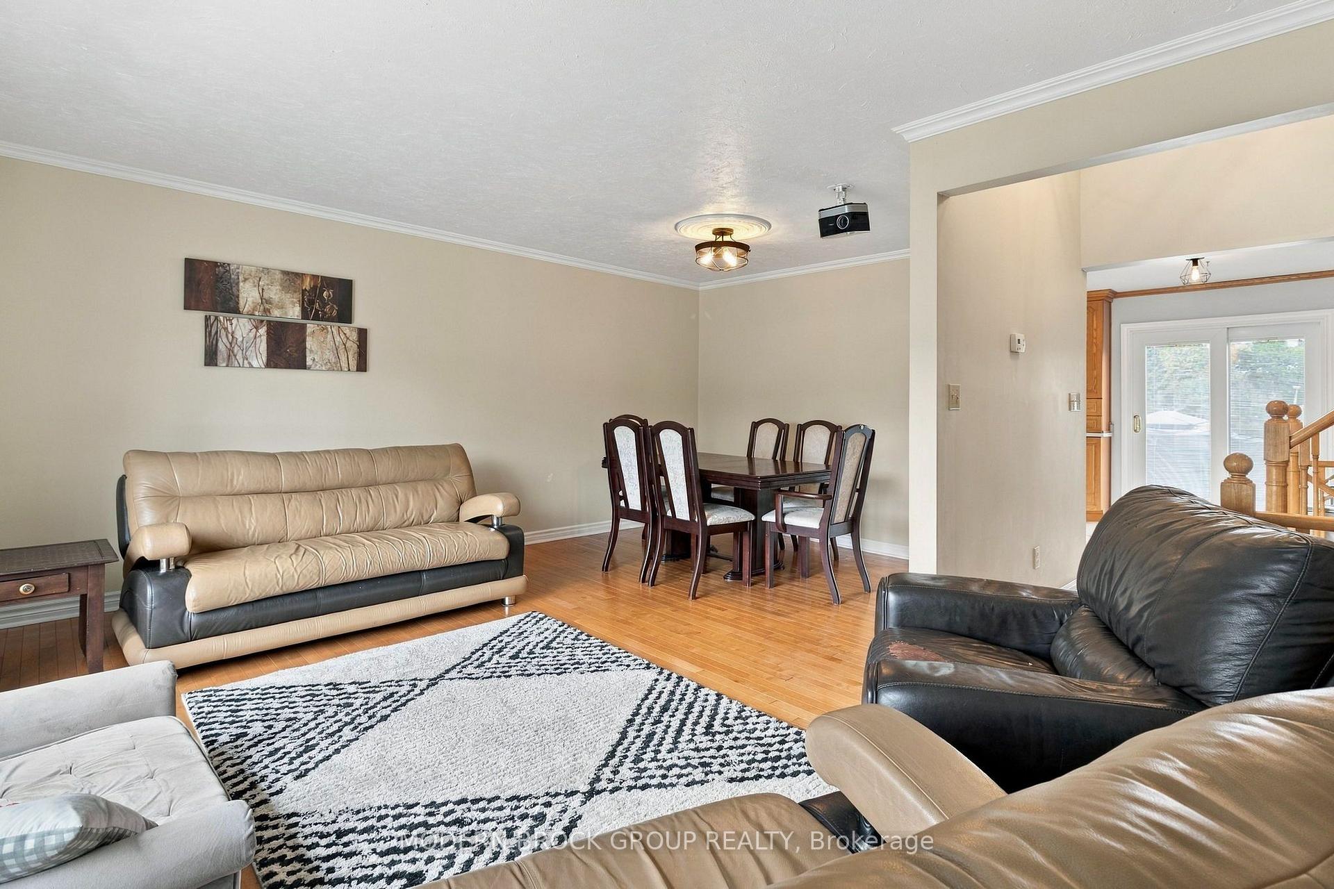 Photo 20 of 141 Beley Street, Brockville, Brockville — HOMEH