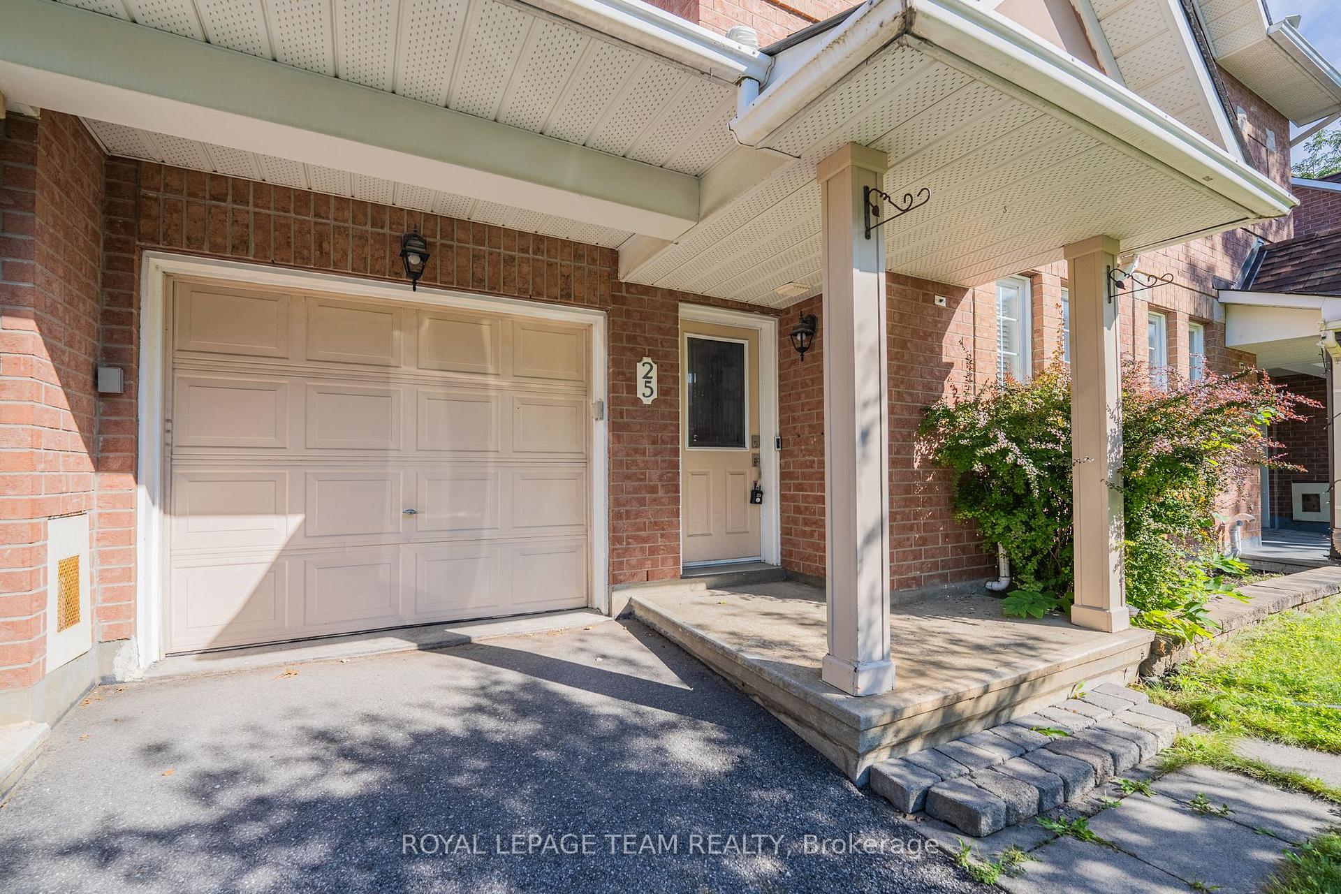 Photo 3 of 25 Oldfield Street, Ottawa, Barrhaven East — HOMEH
