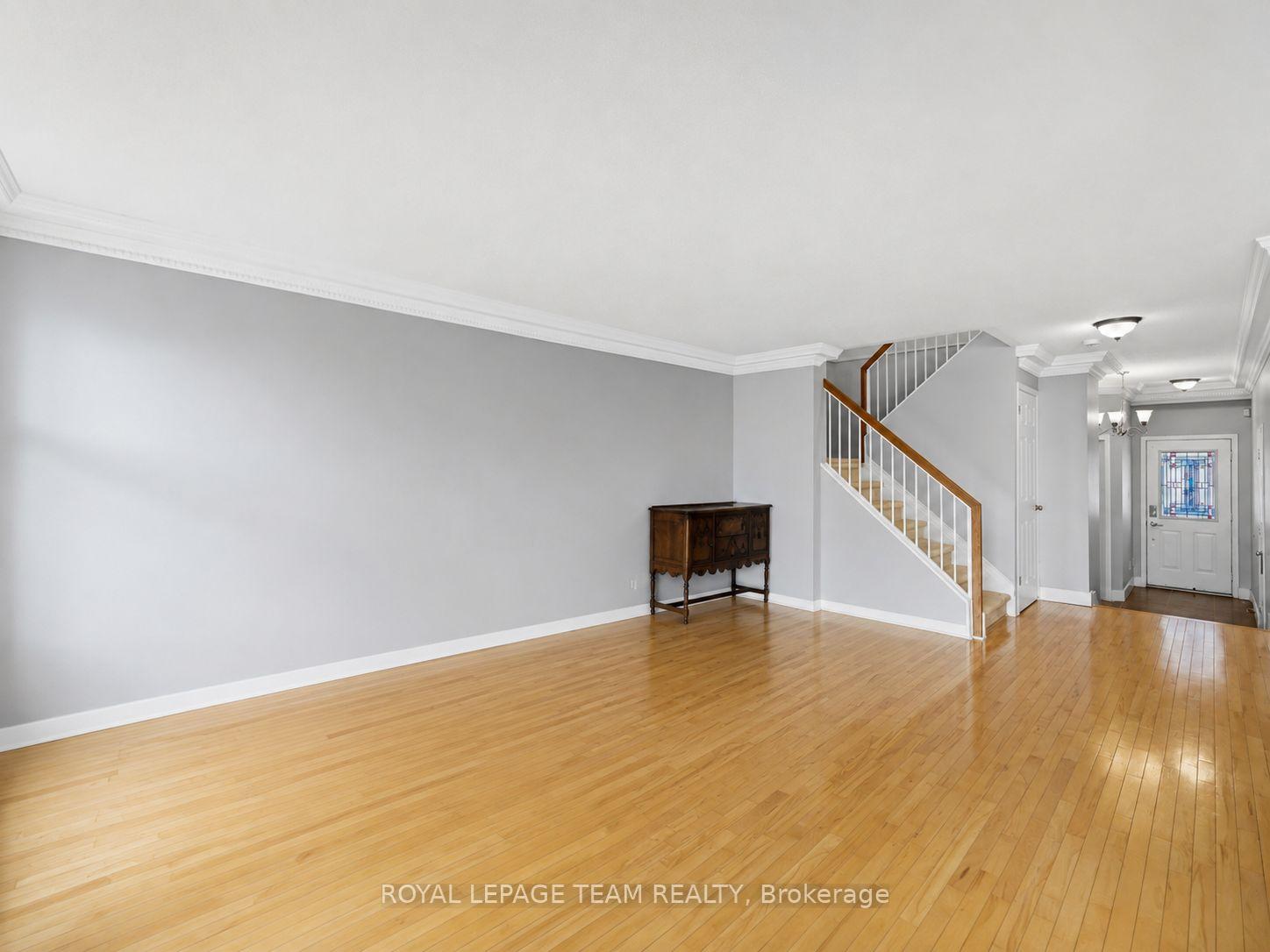 Photo 11 of 25 Oldfield Street, Ottawa, Barrhaven East — HOMEH