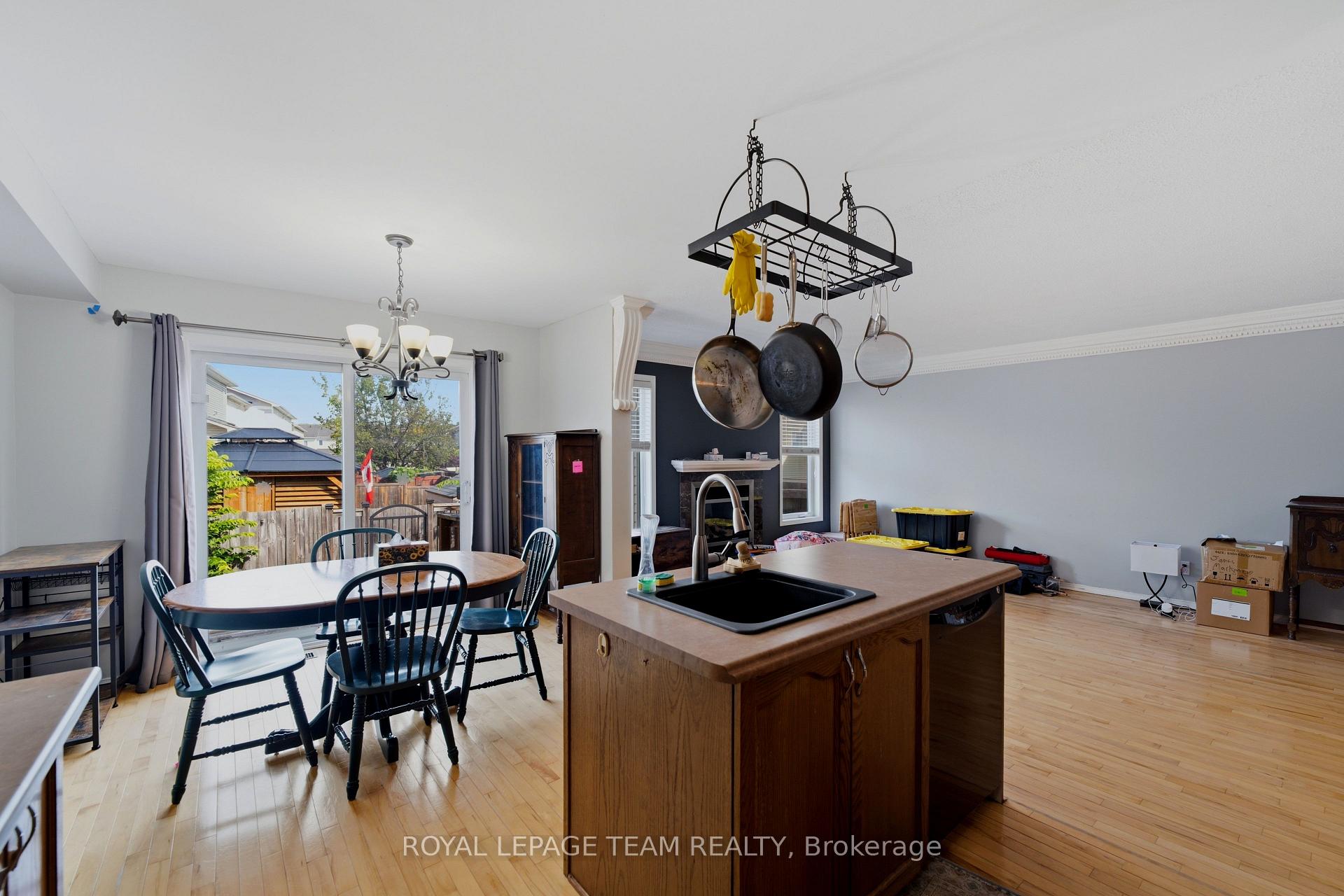 Photo 12 of 25 Oldfield Street, Ottawa, Barrhaven East — HOMEH