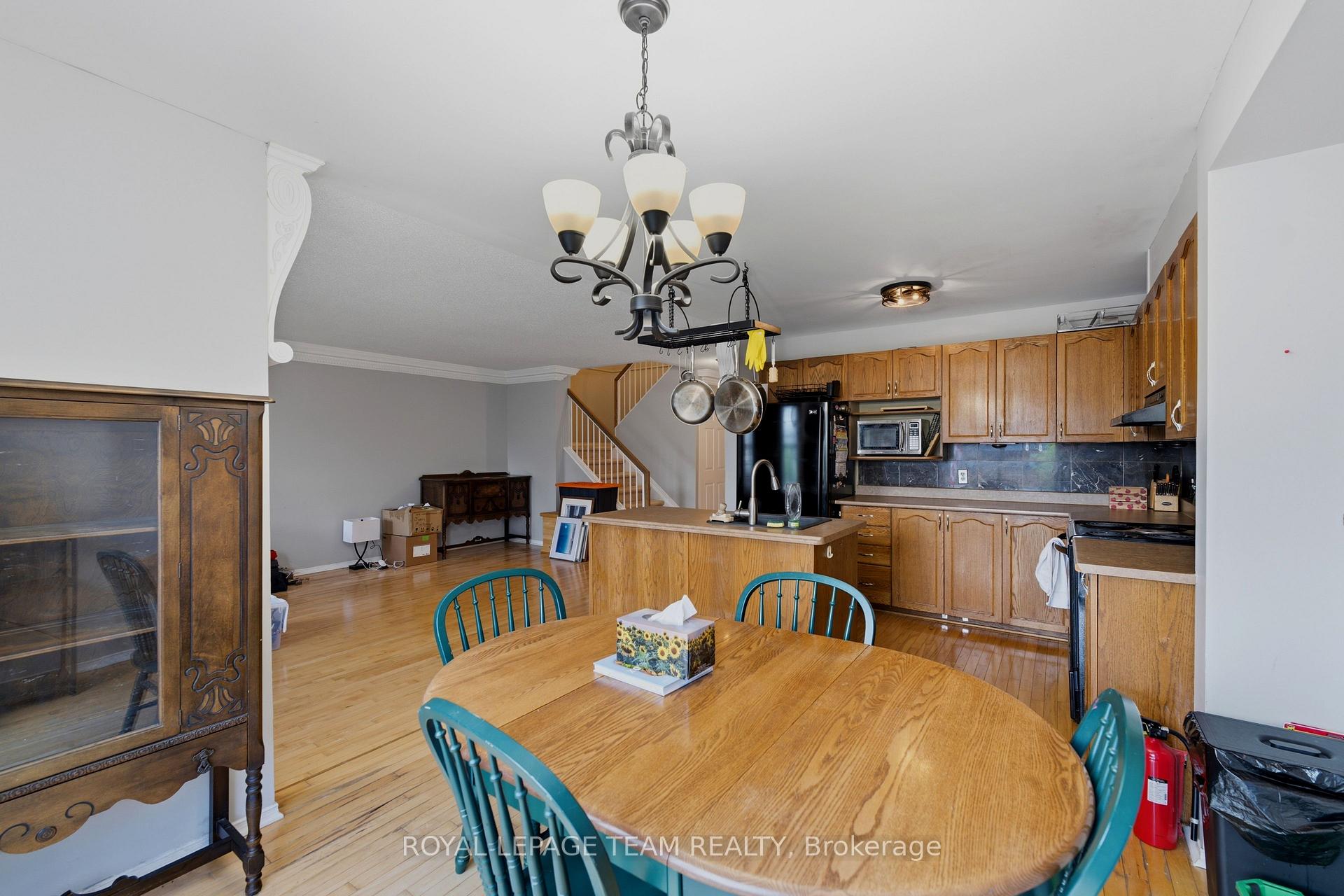 Photo 15 of 25 Oldfield Street, Ottawa, Barrhaven East — HOMEH
