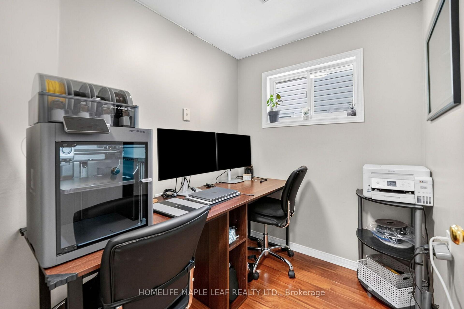 Photo 21 of 211 Melran Drive, Cambridge, Hespeler Village — HOMEH
