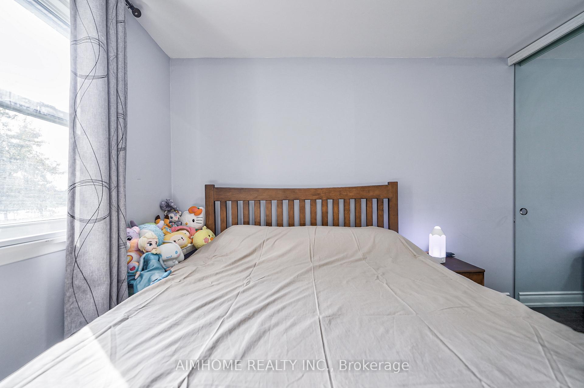 Photo 24 of 1692 John Street, Markham, Bayview Fairway-Bayview Country Club Estates — HOMEH